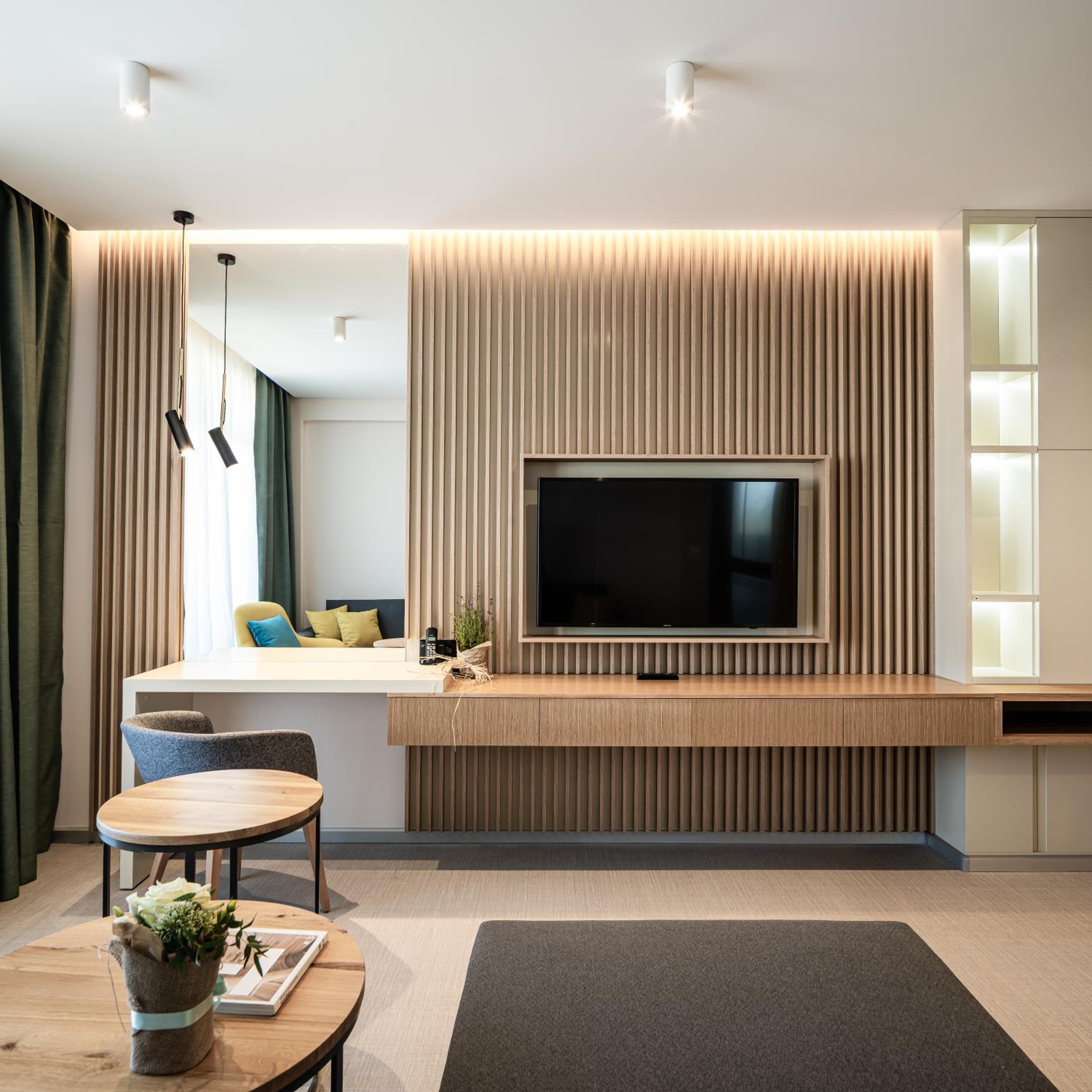 Apartment with Pool View  - Photo 2