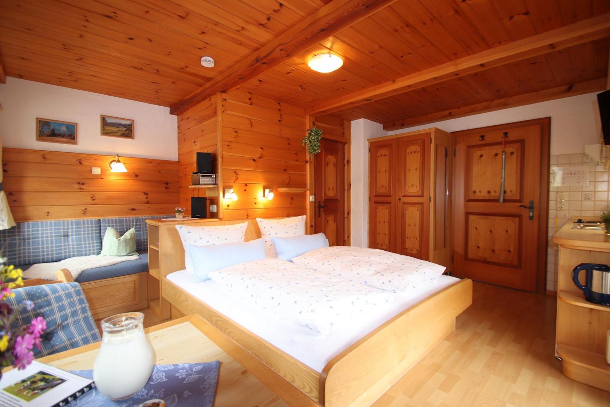 Apartment with Mountain View photo 1