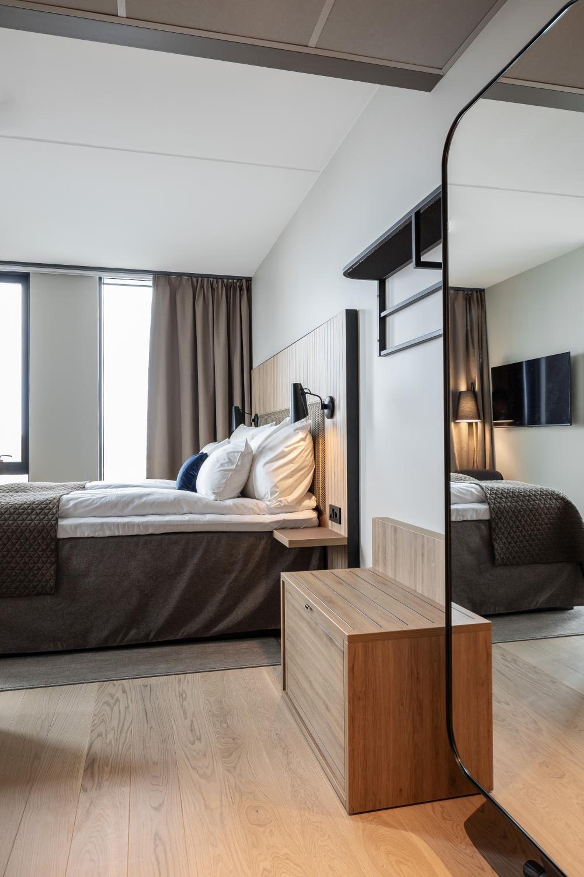 Standard Twin Room - Photo 3