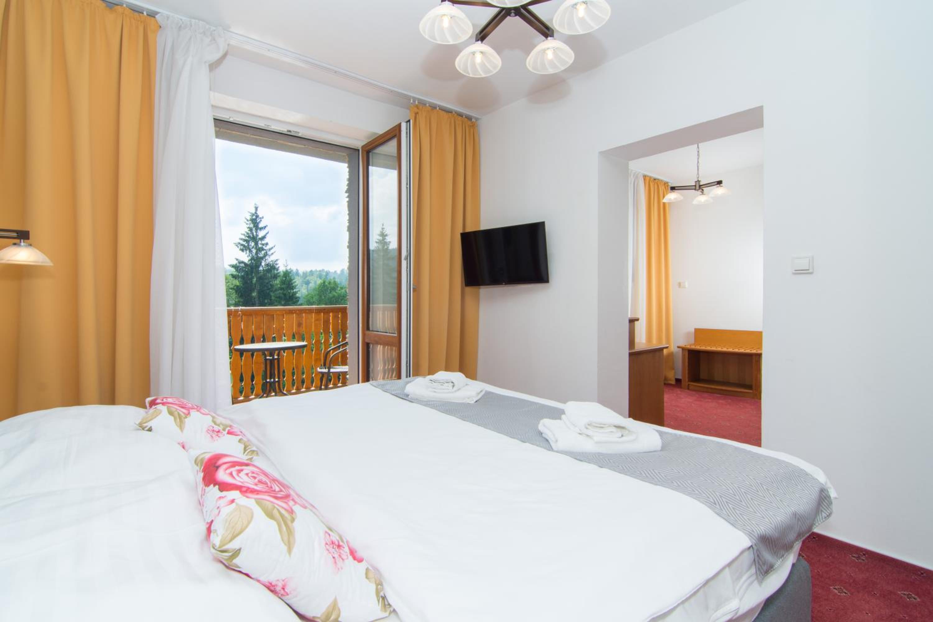 Double Room with Balcony photo 3