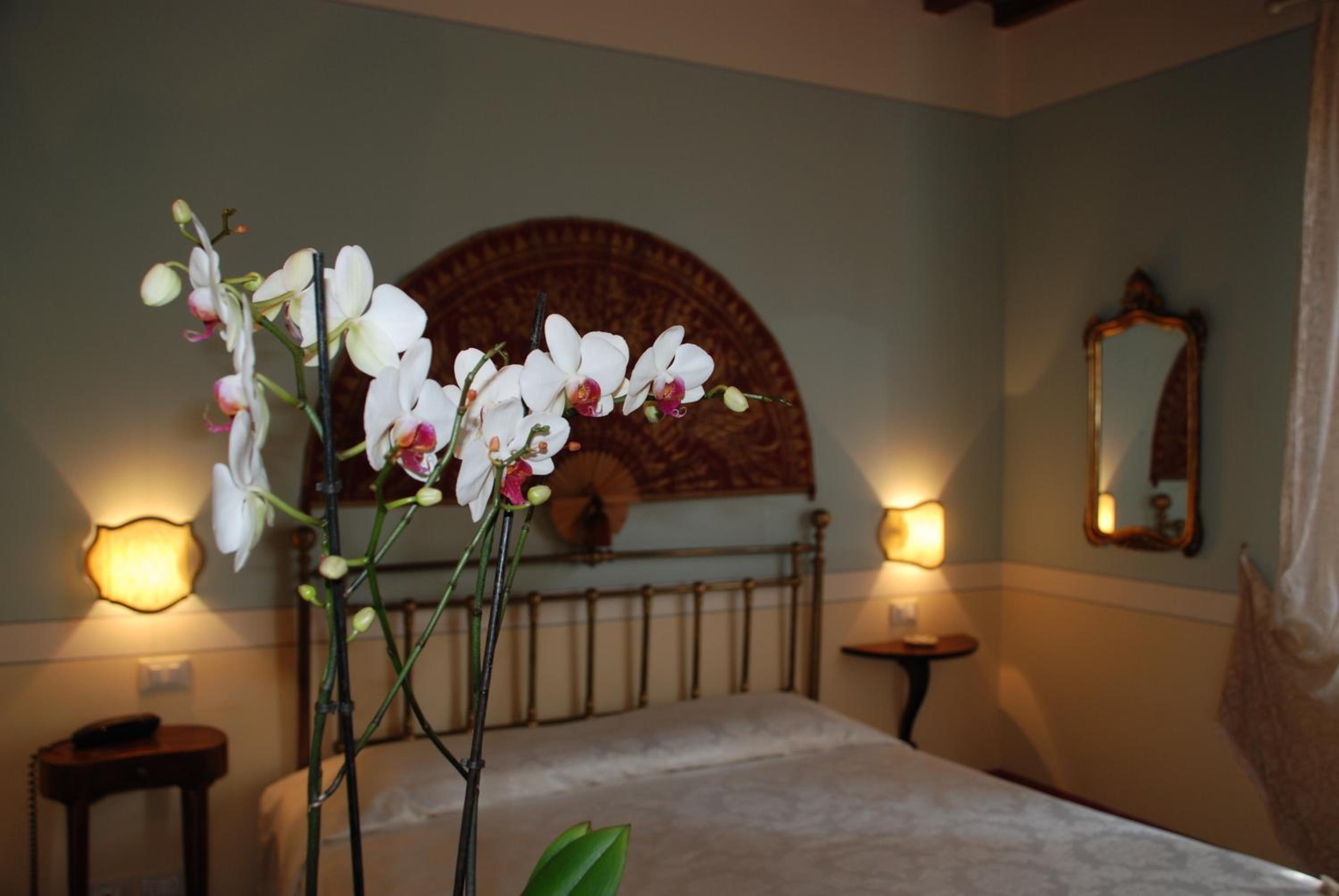 Double or Twin Room - Photo 30