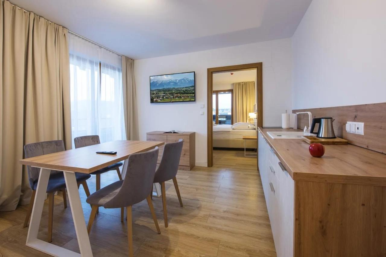 Apartment with Mountain View photo 2