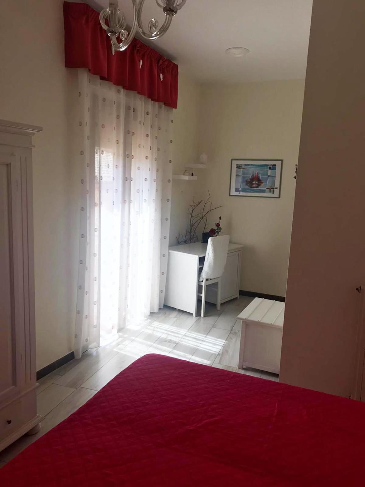 Double Room - Photo 2