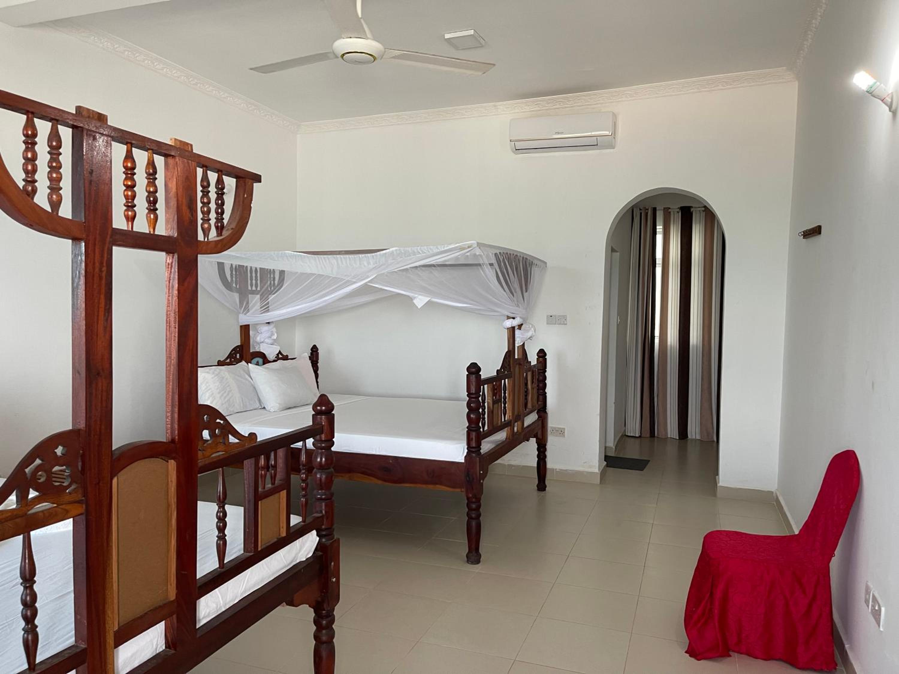 Deluxe Double or Twin Room with Ocean View