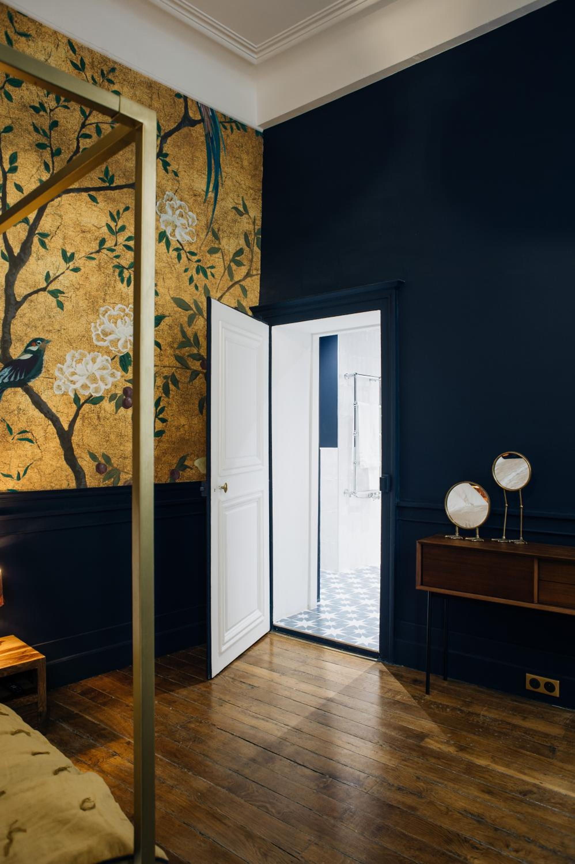 Family Suite with Private Bathroom - Edo - Photo 14