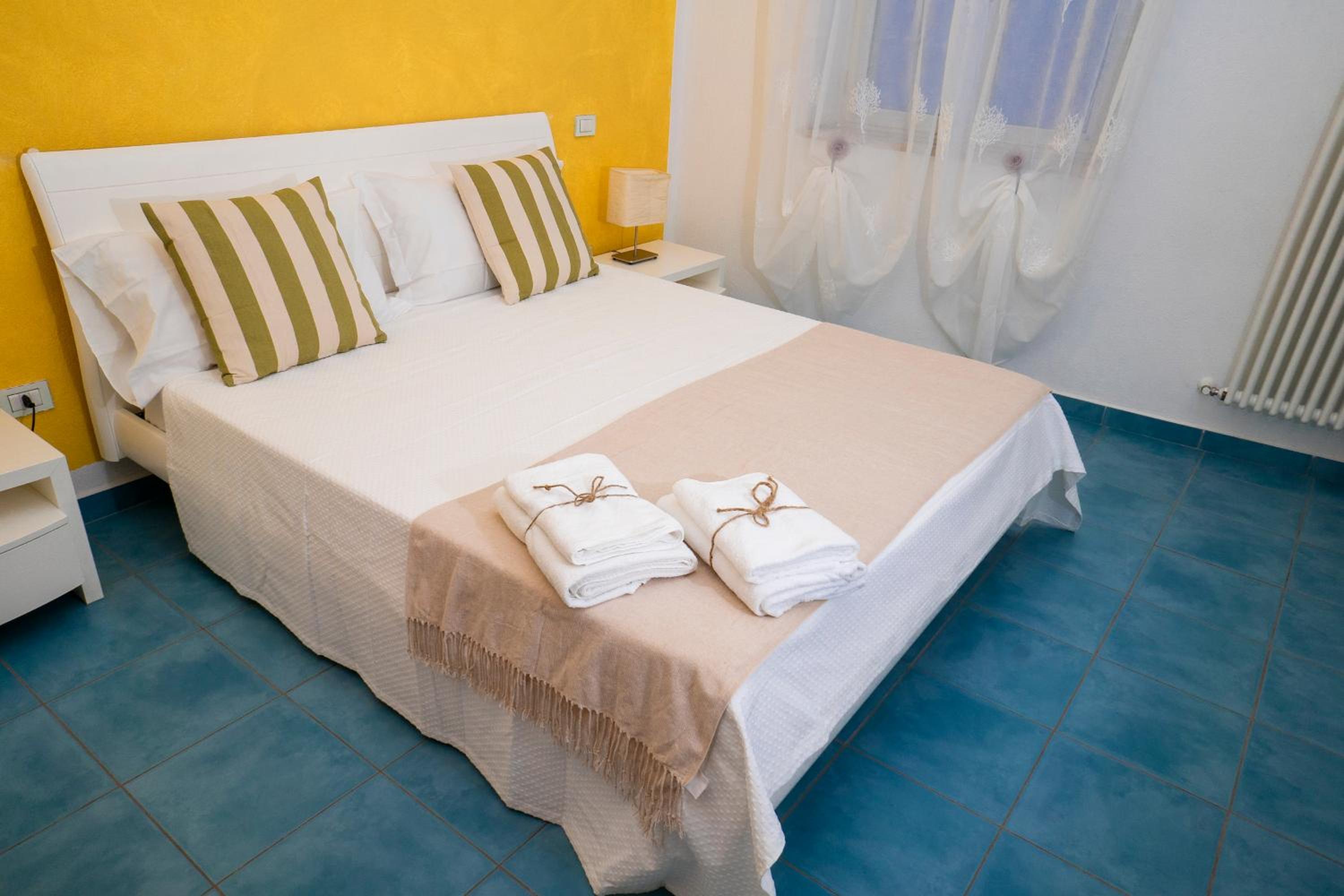 Standard Double Room - Photo 1