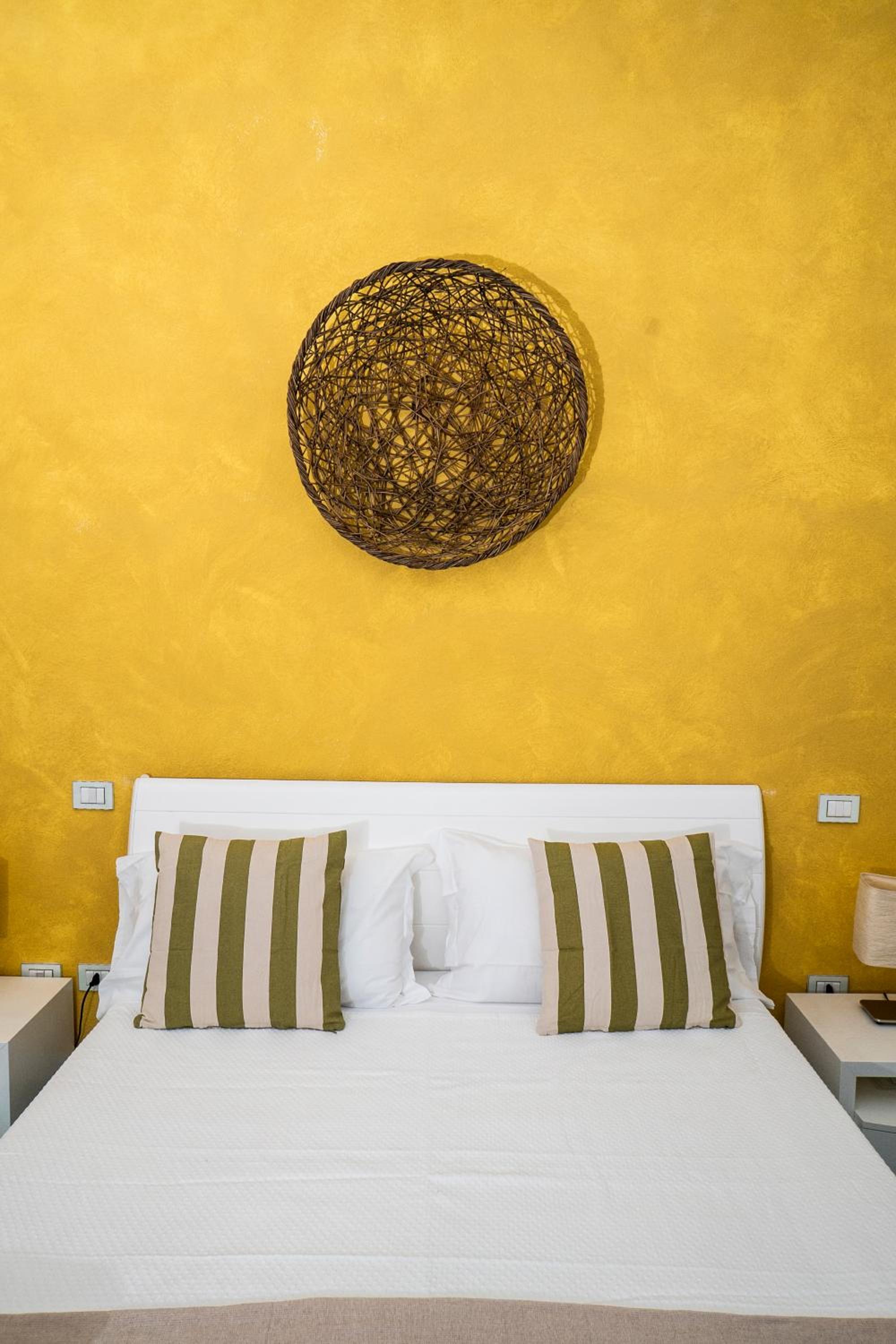 Standard Double Room - Photo 4