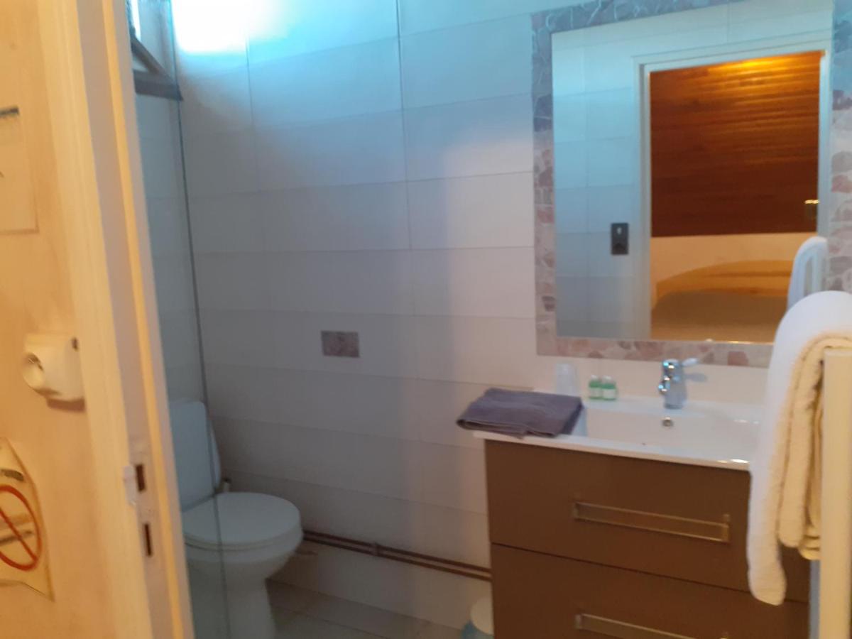 Double Room with Lake View photo 3