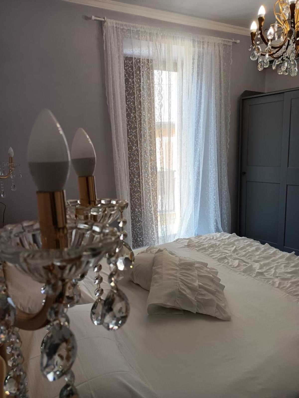 Two-Bedroom House - Photo 14
