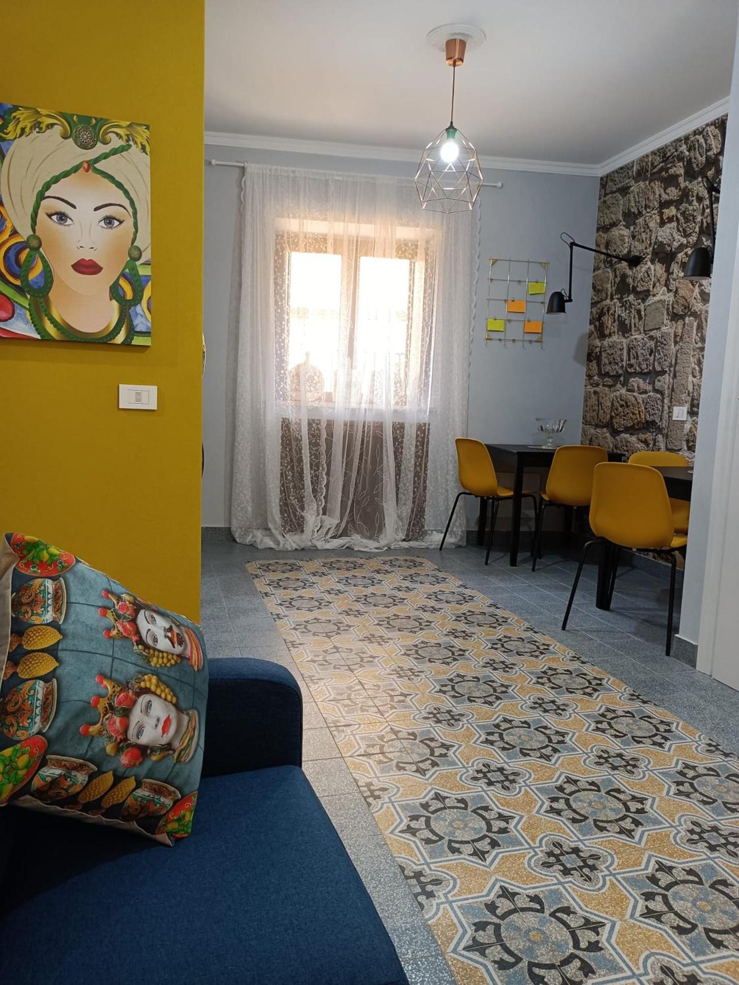Two-Bedroom House - Photo 6