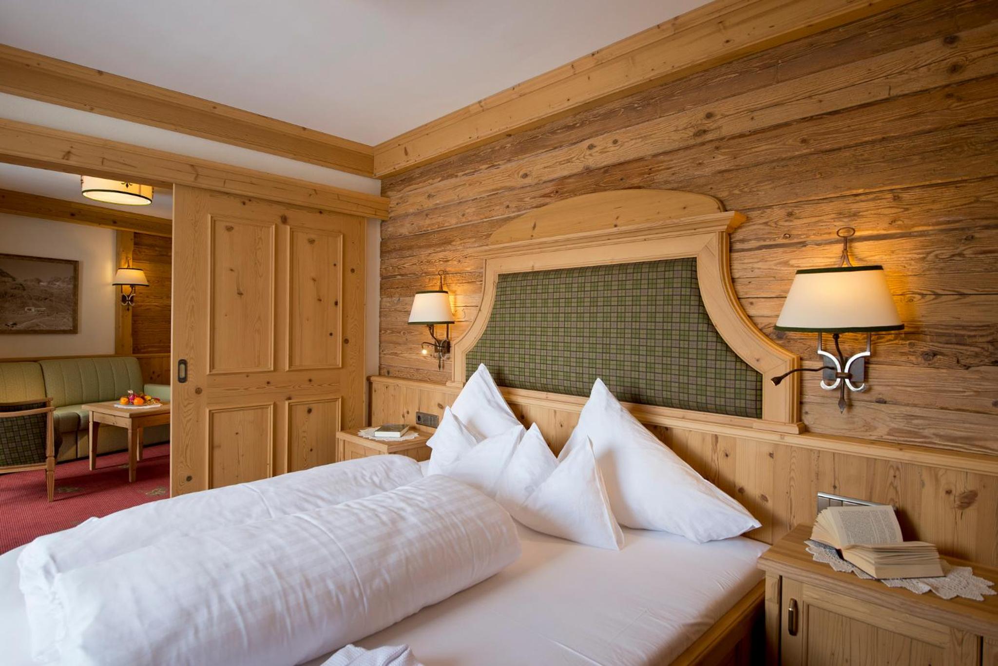 Superior Suite - Photo 1