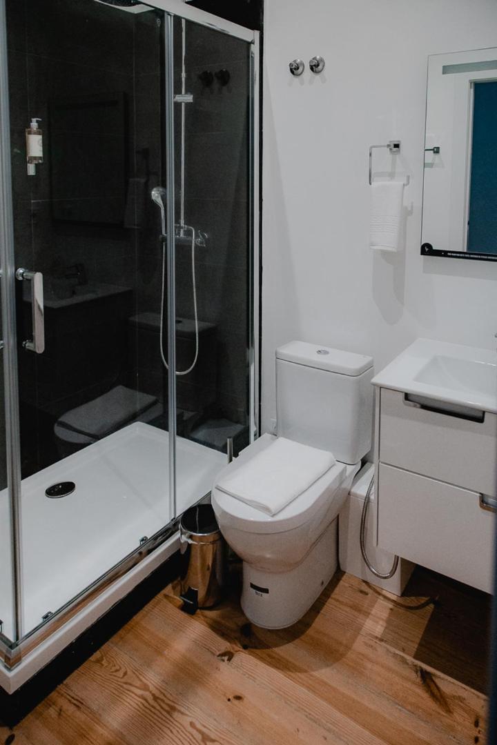 Classic Comfort King Room - Photo 12