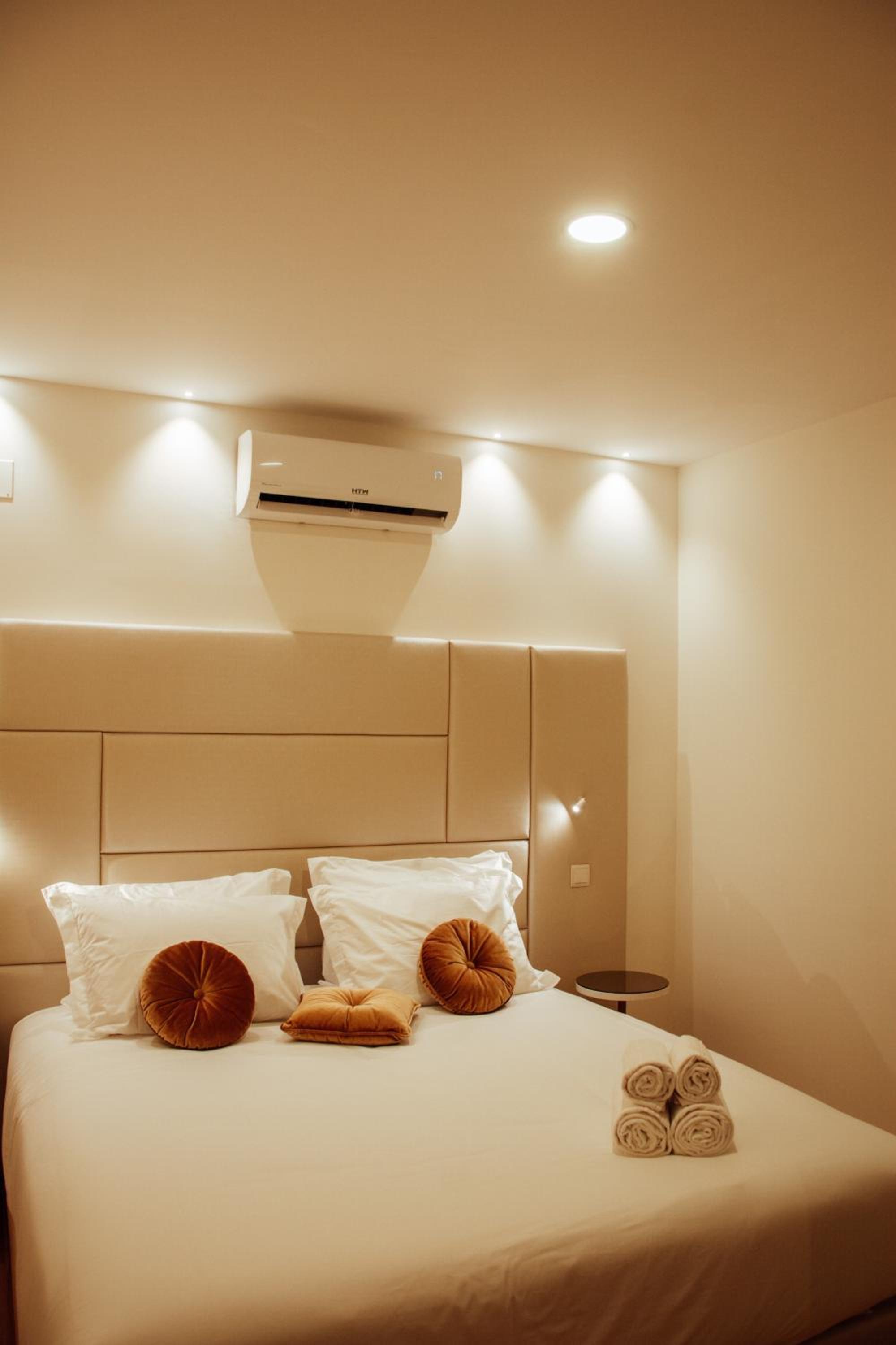 Classic Comfort King Room - Photo 14