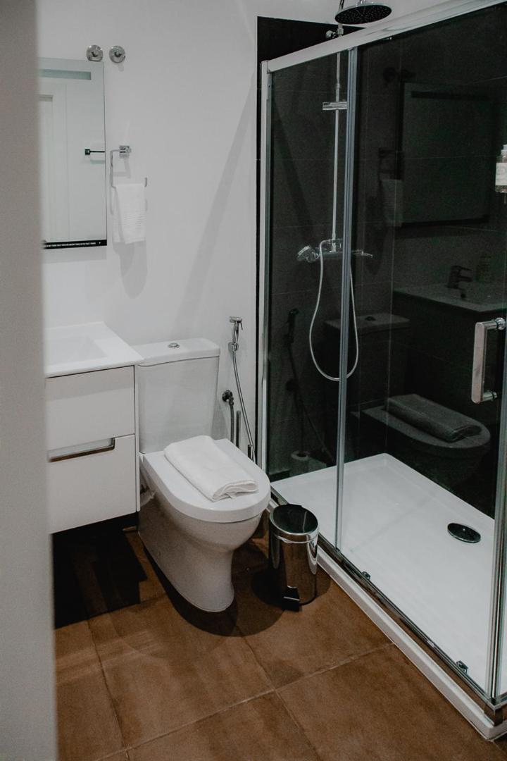 Classic Comfort King Room - Photo 16