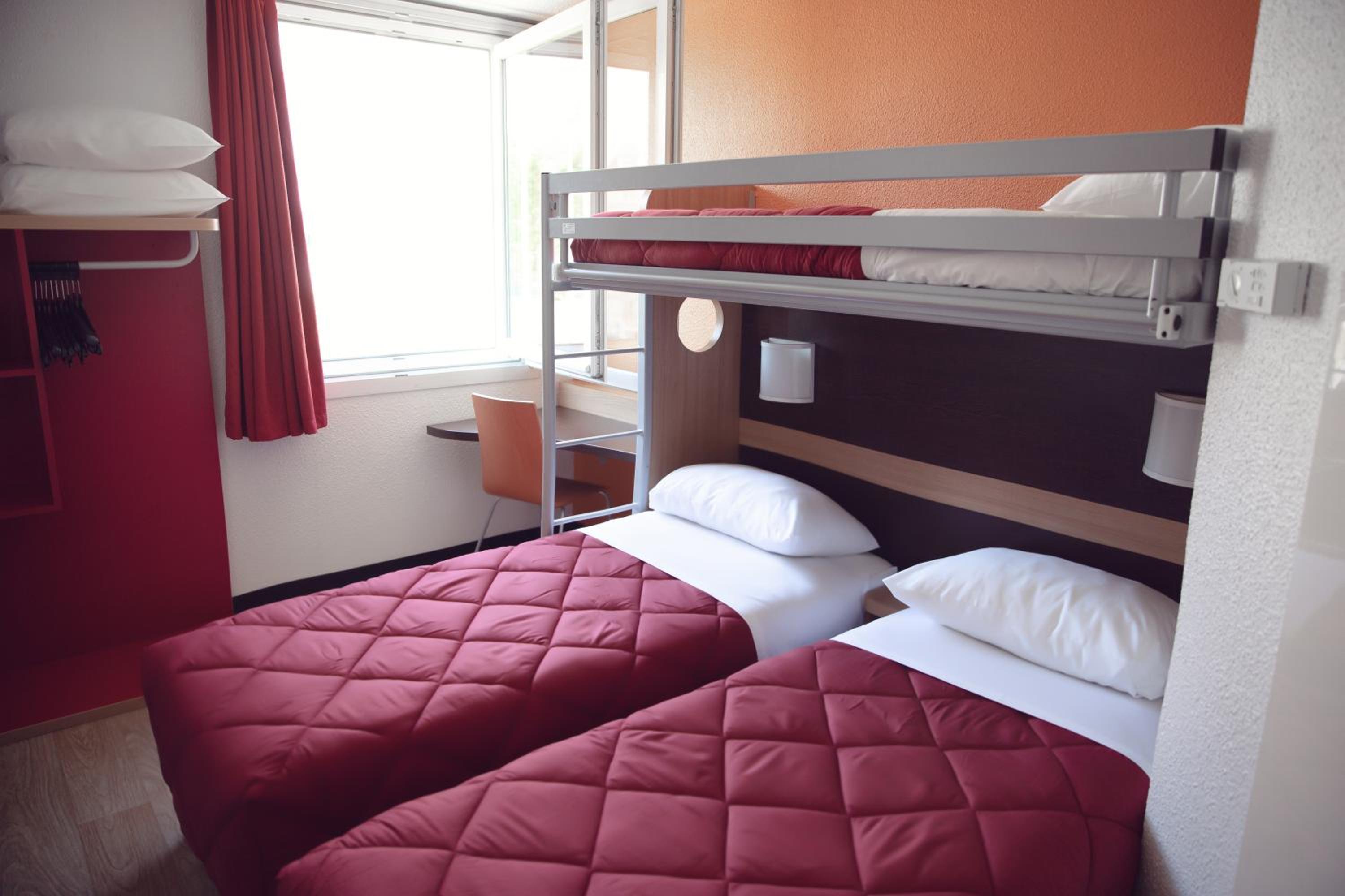 Triple Room - Photo 1