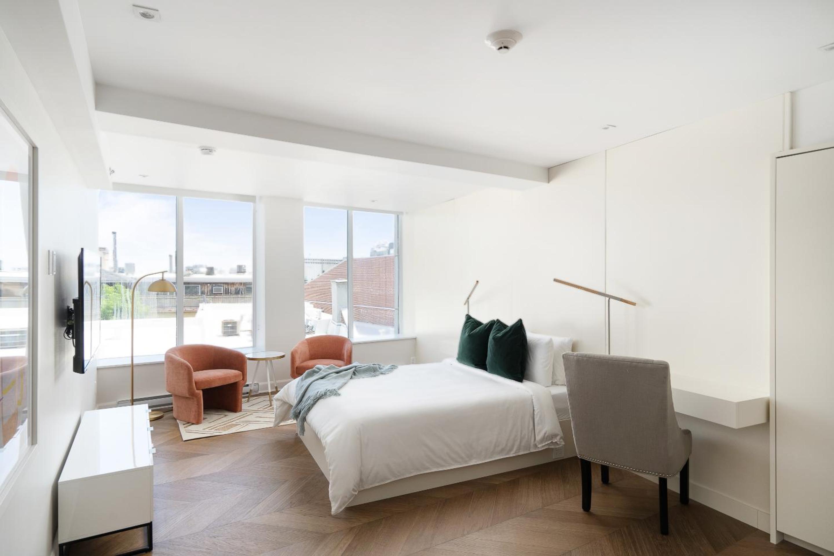 Superior Queen Room