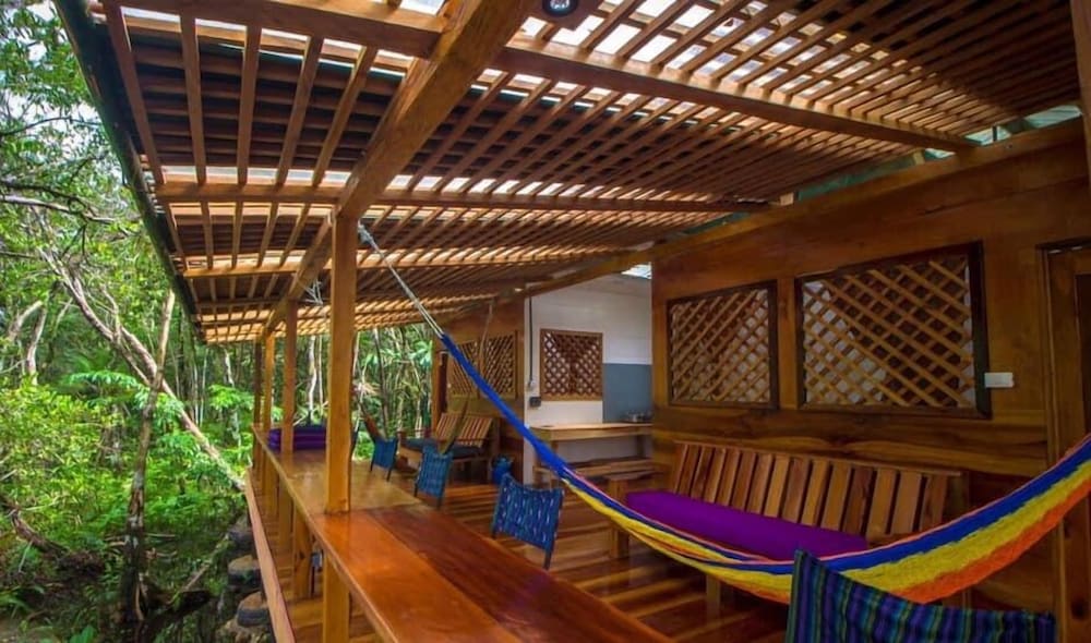 Honeymoon Bungalow Halcón photo 1
