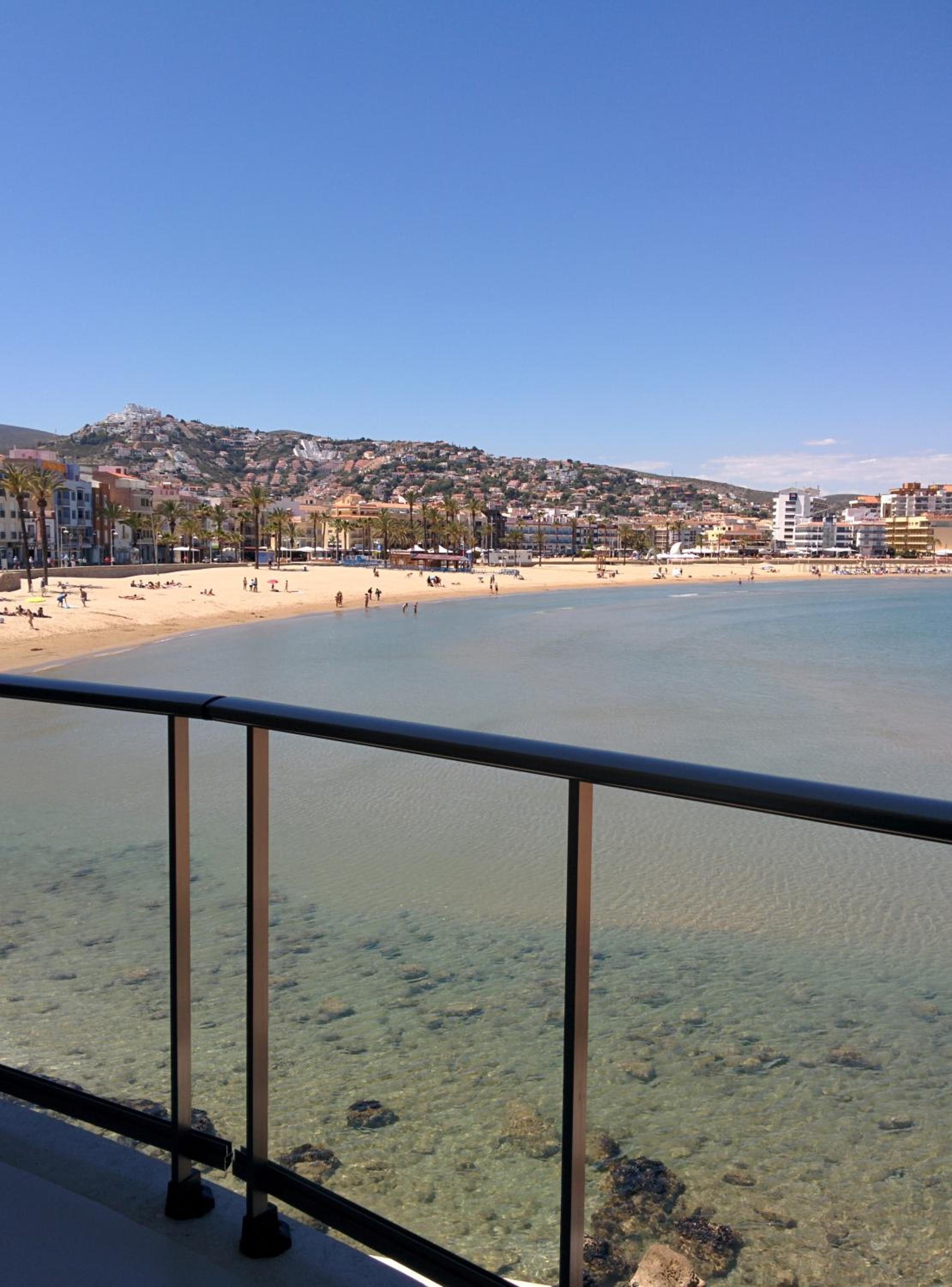 Double Room with Sea View - Photo 9