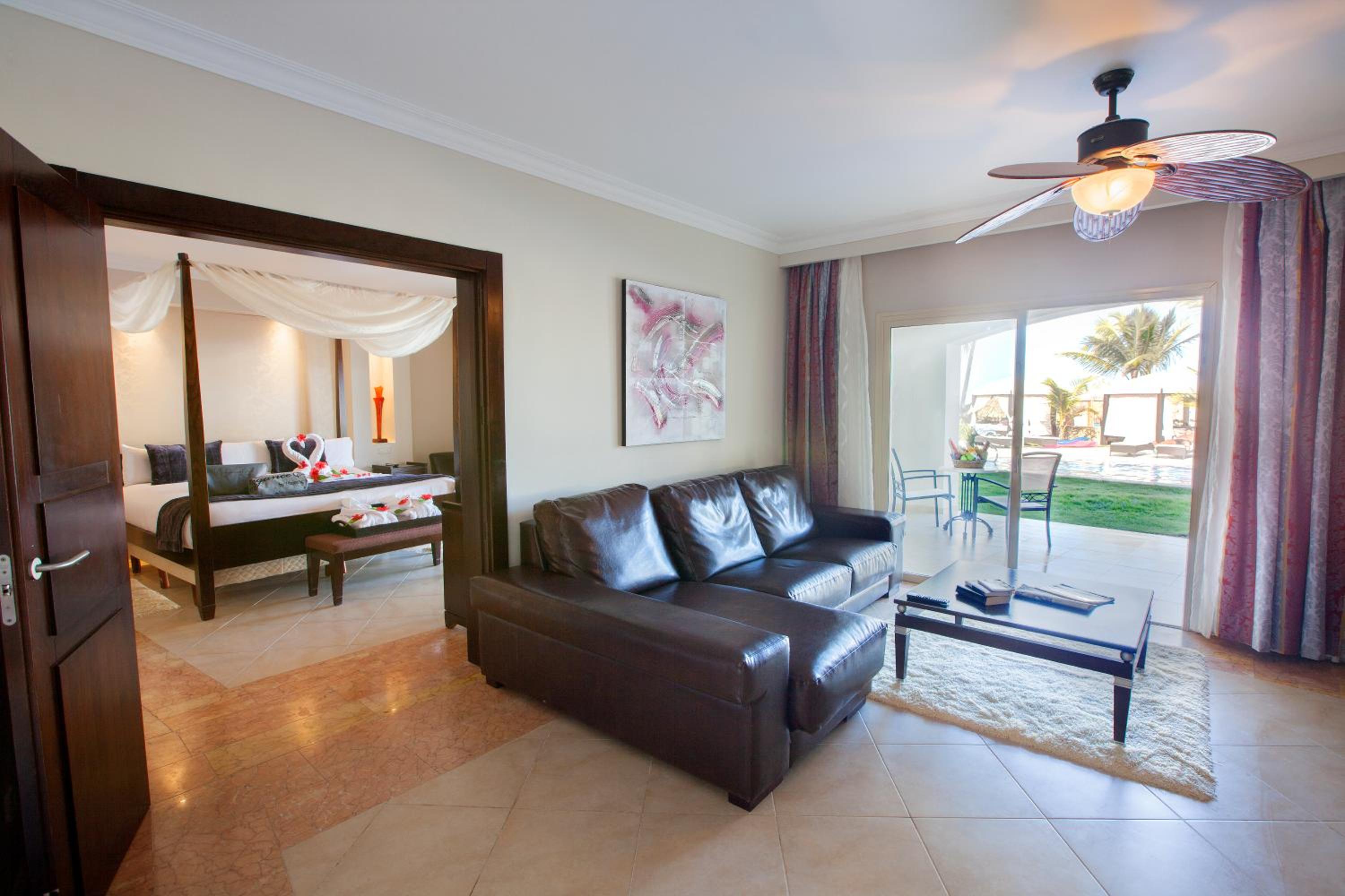 Elegance Club Swim Up Suite with Outdoor Jacuzzi (Adults Only, 18+) - Free WiFi — the resort's own picture — photo supplied by the resort