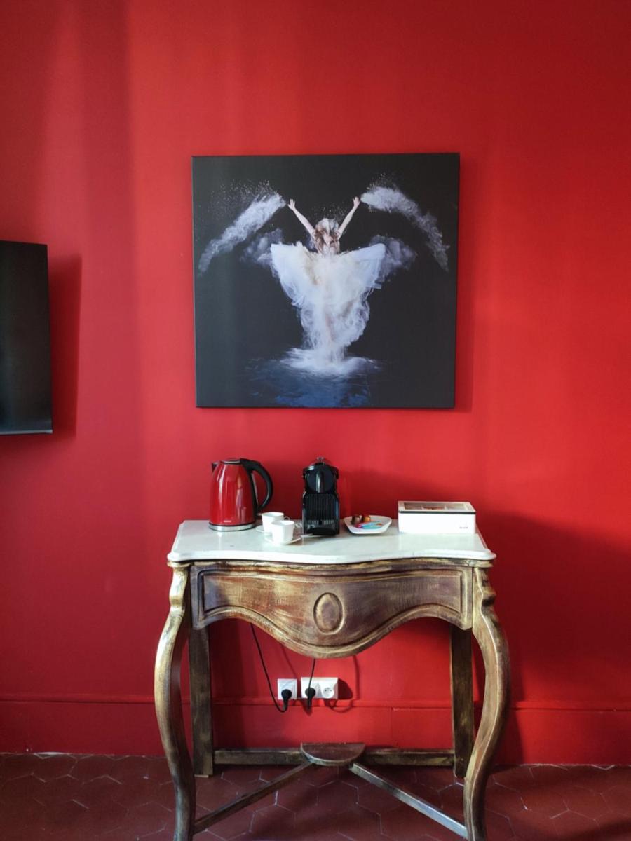 Deluxe King Room photo 2