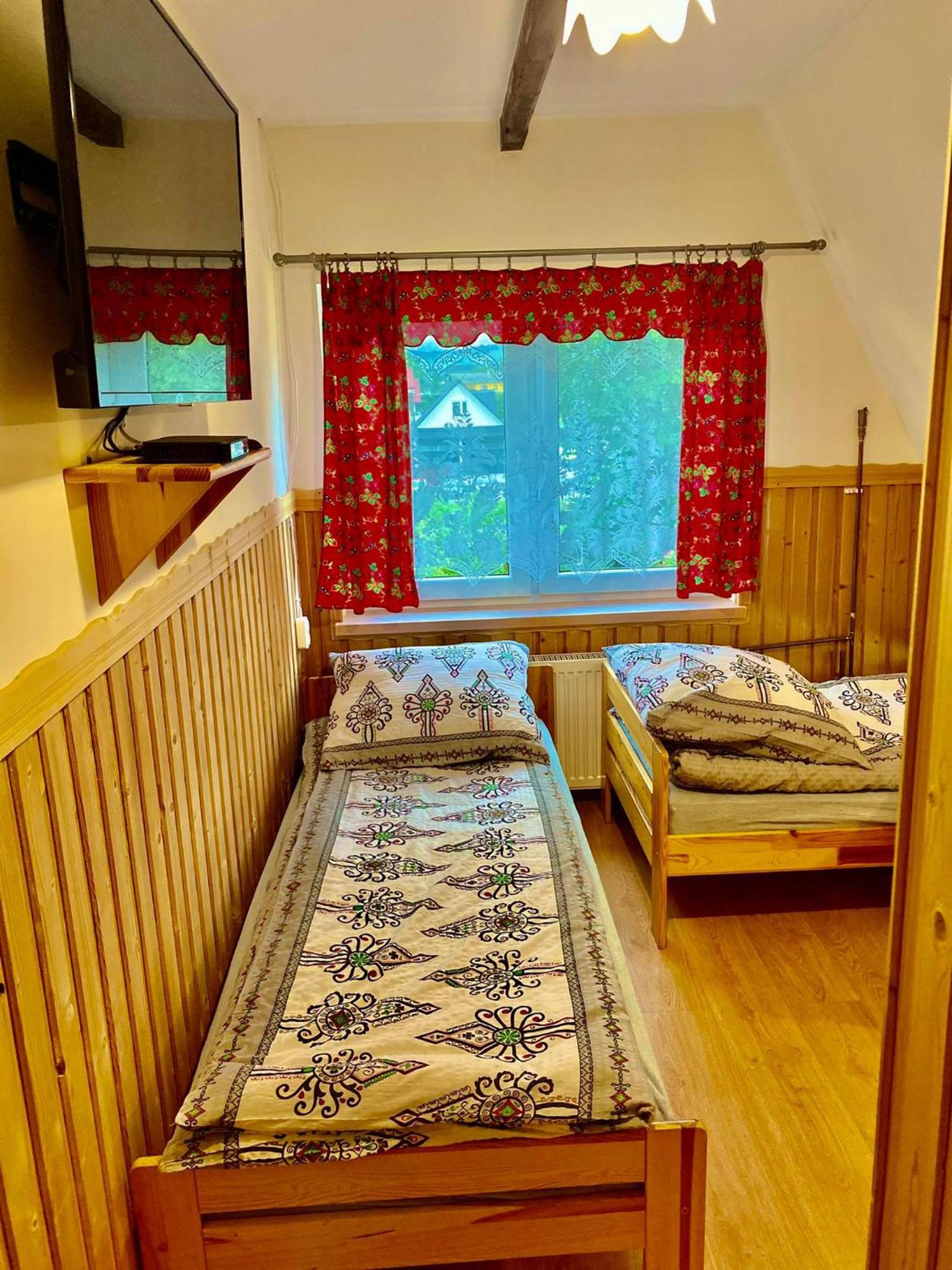Quadruple Room with Bathroom photo 2
