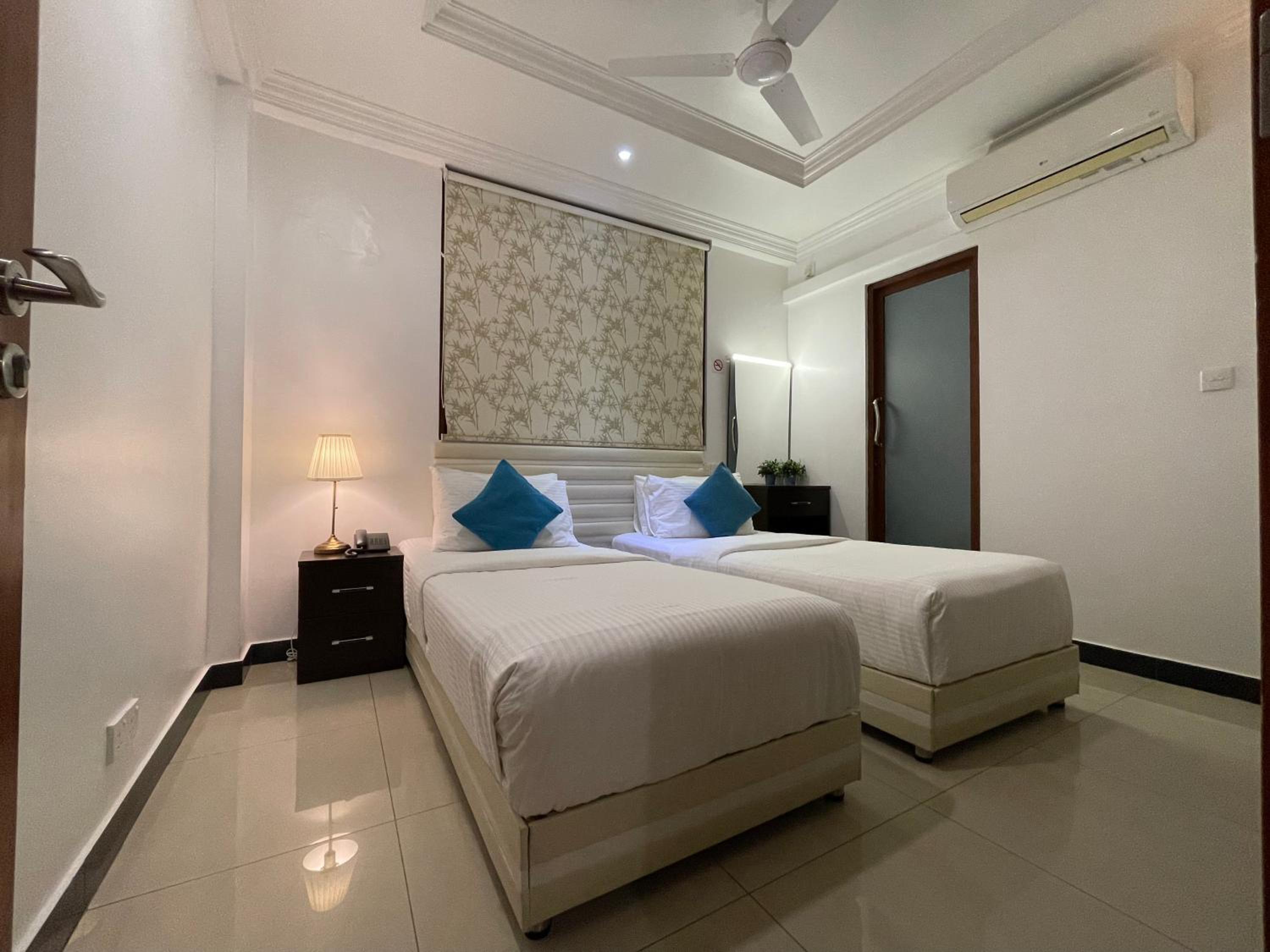 Deluxe Double or Twin Room with Balcony (10% off on Male City Tour) photo 3
