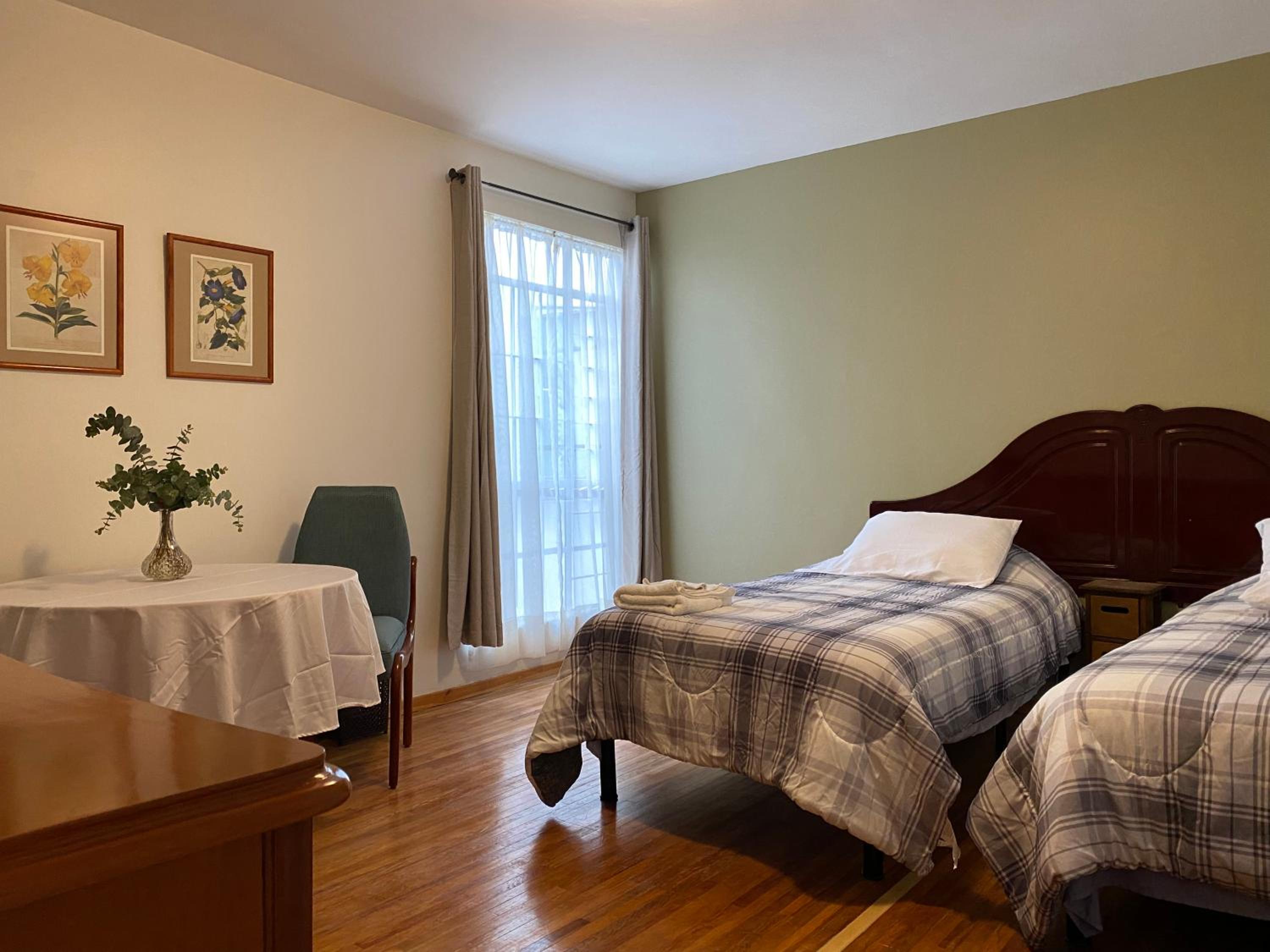 Twin Room with Private Bathroom