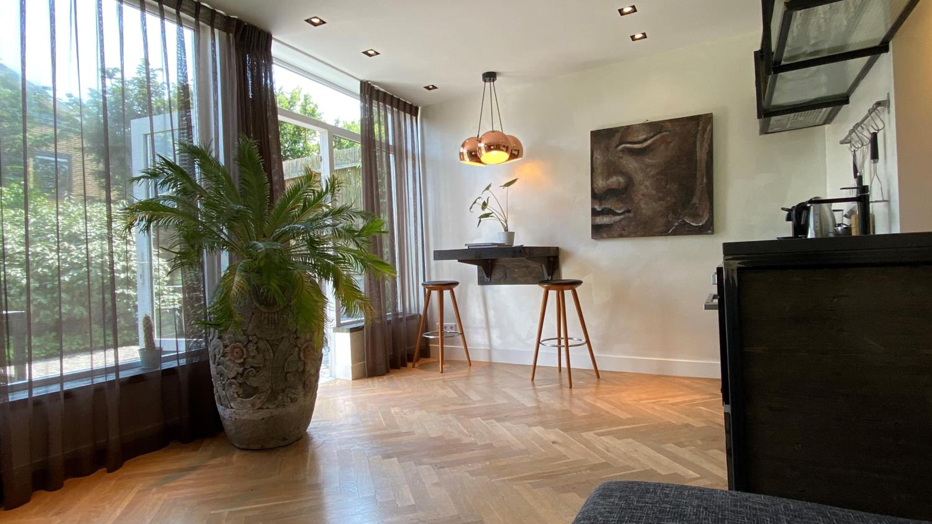 Apartment with Terrace - Photo 12