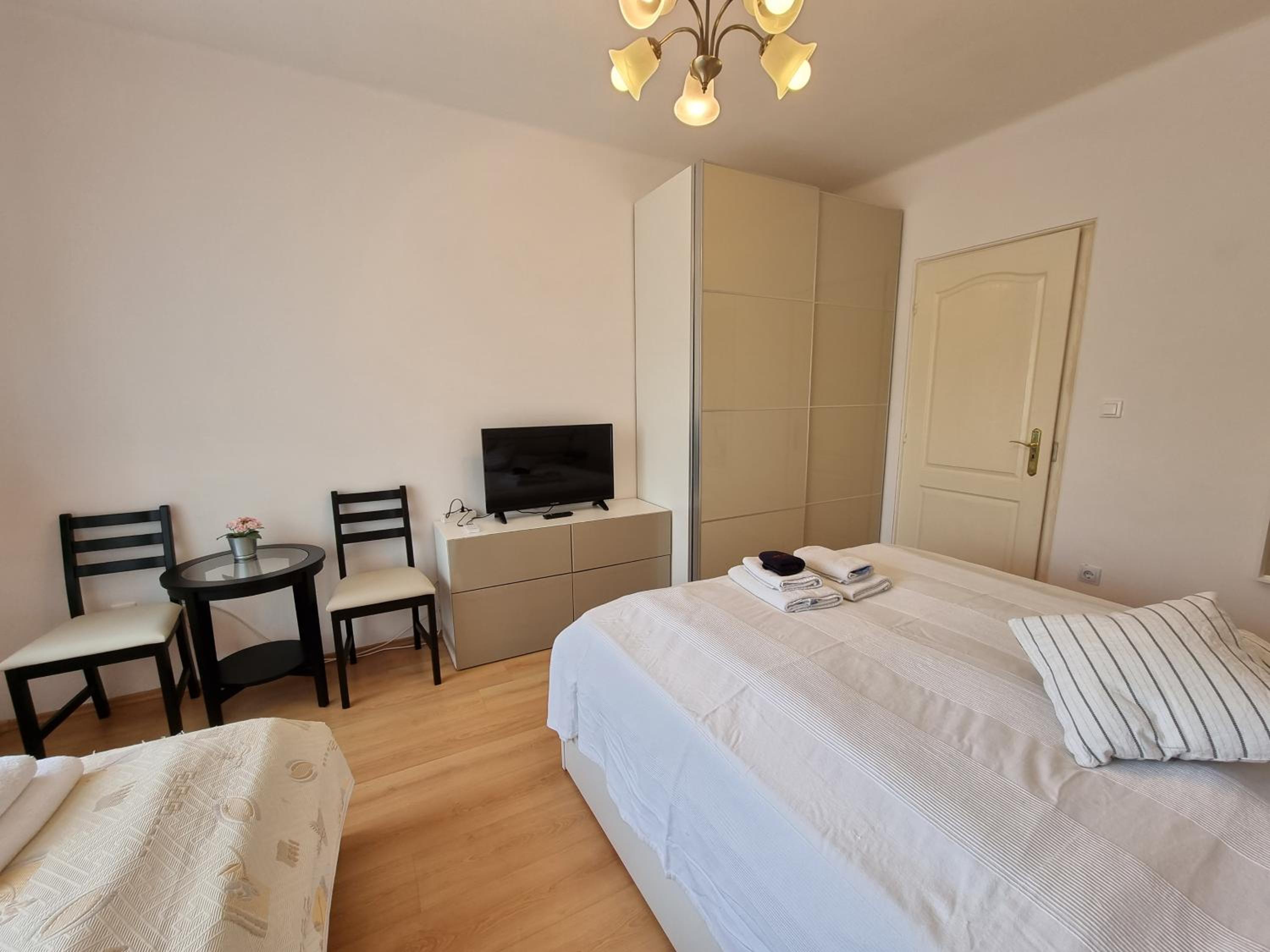 Apartment - Ground Floor photo 3