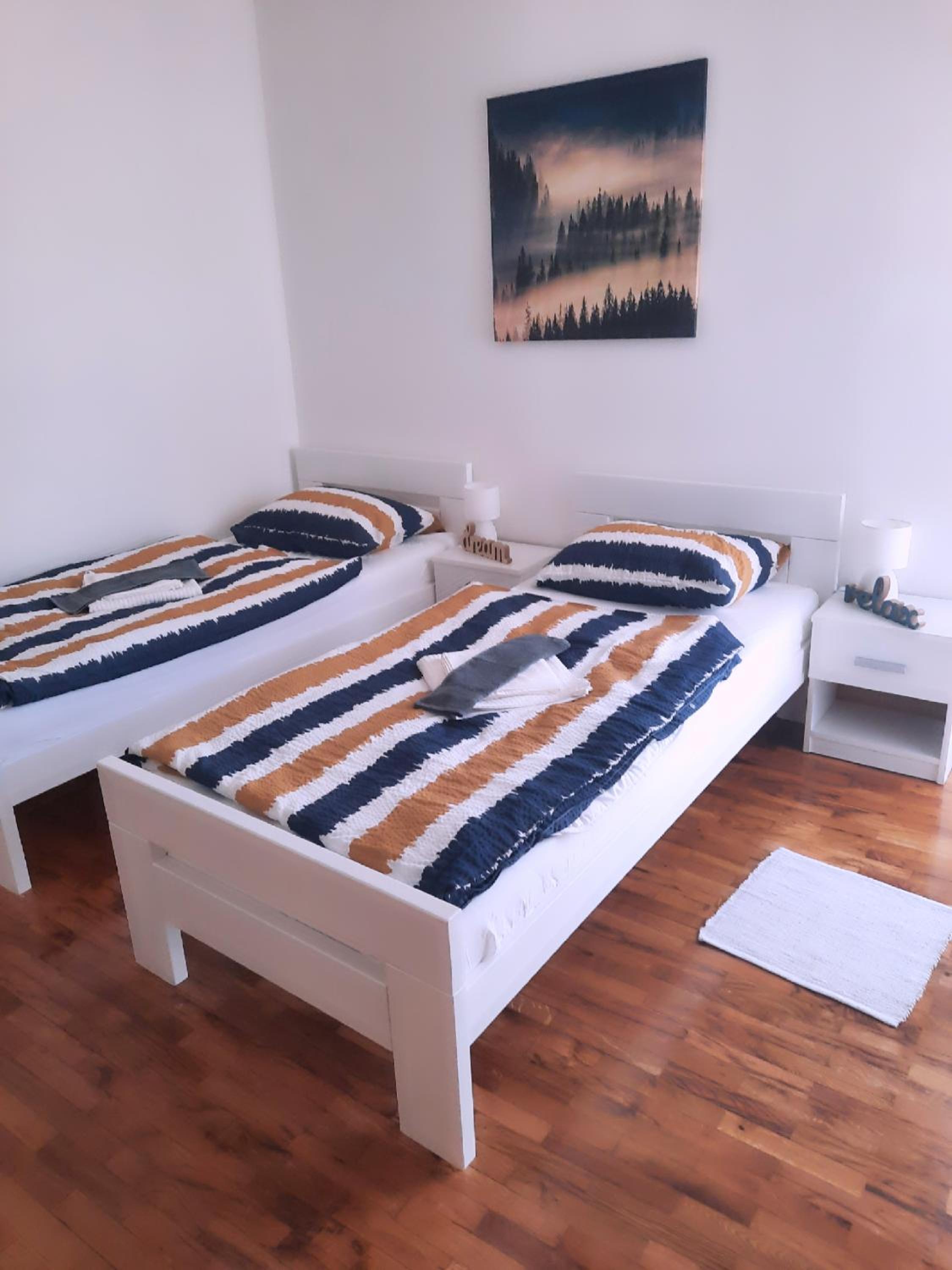 Two-Bedroom Apartment - Photo 2