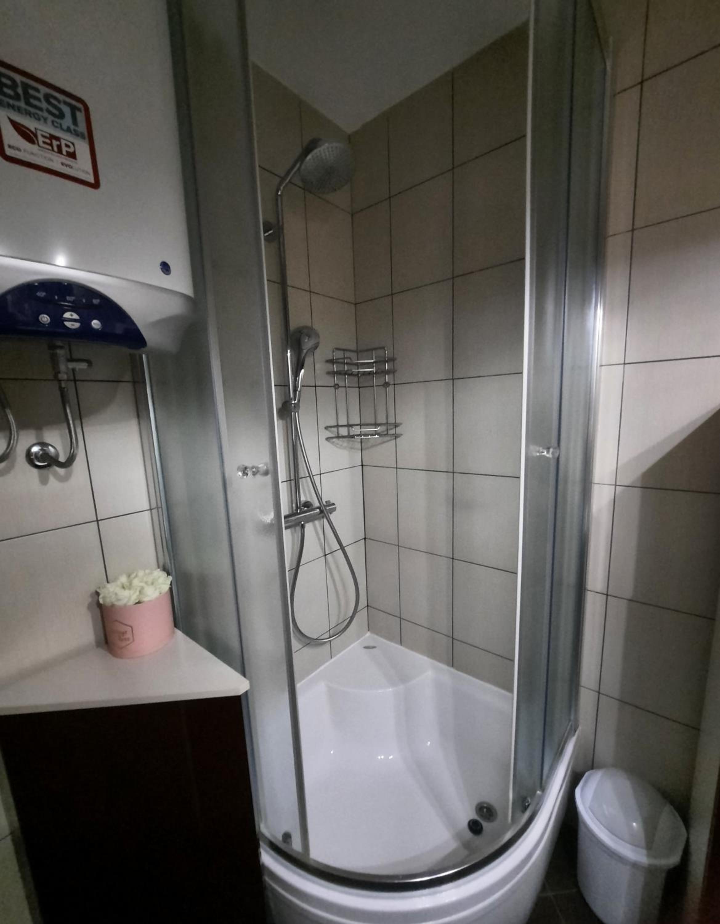 Two-Bedroom Apartment - Photo 12