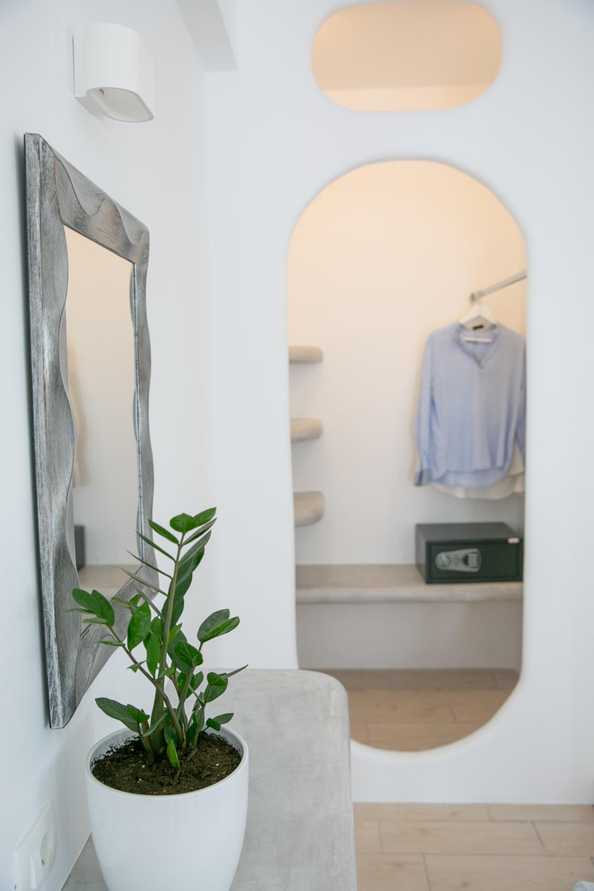 Deluxe Studio - Photo 11