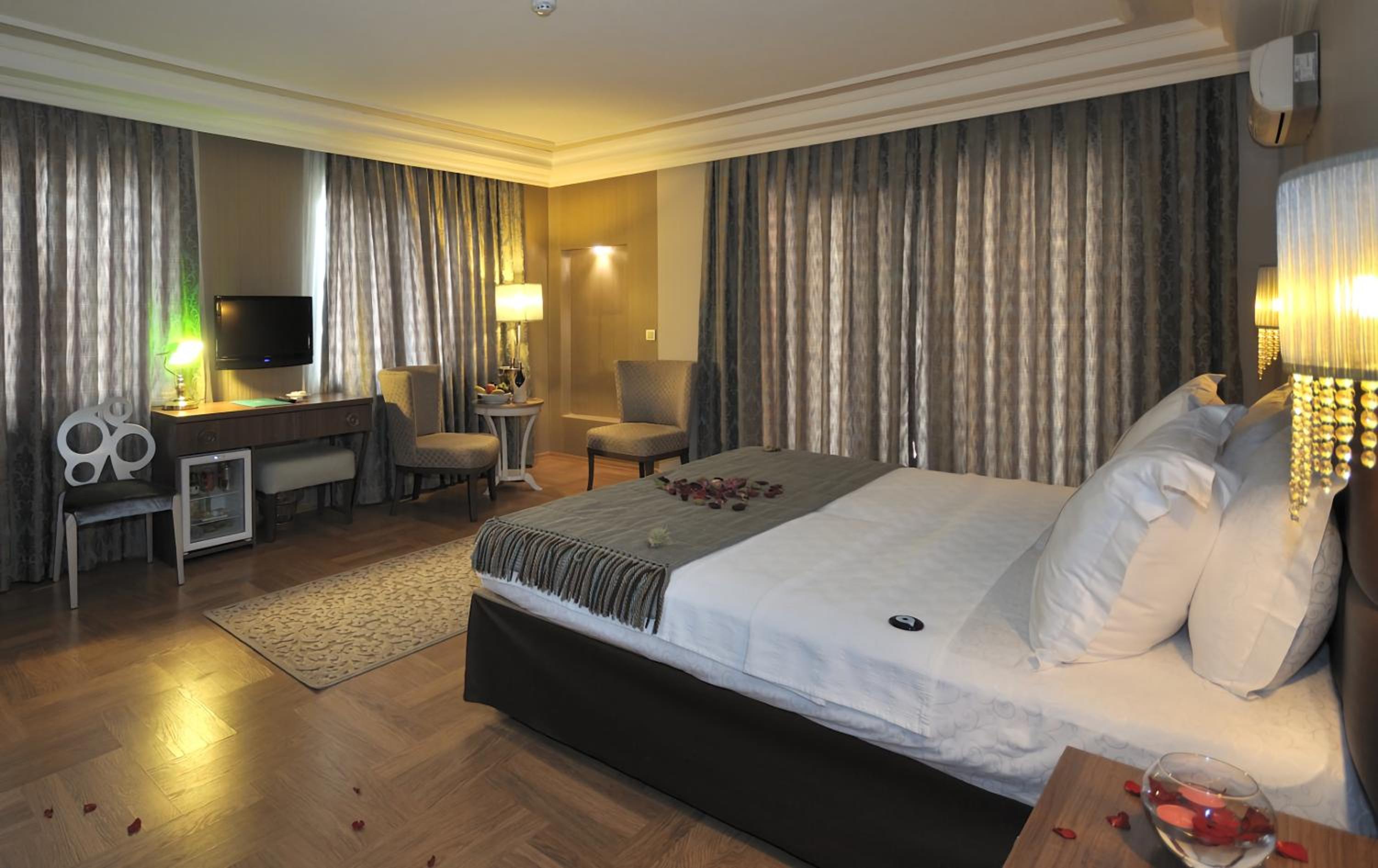 Deluxe Double Room photo 2