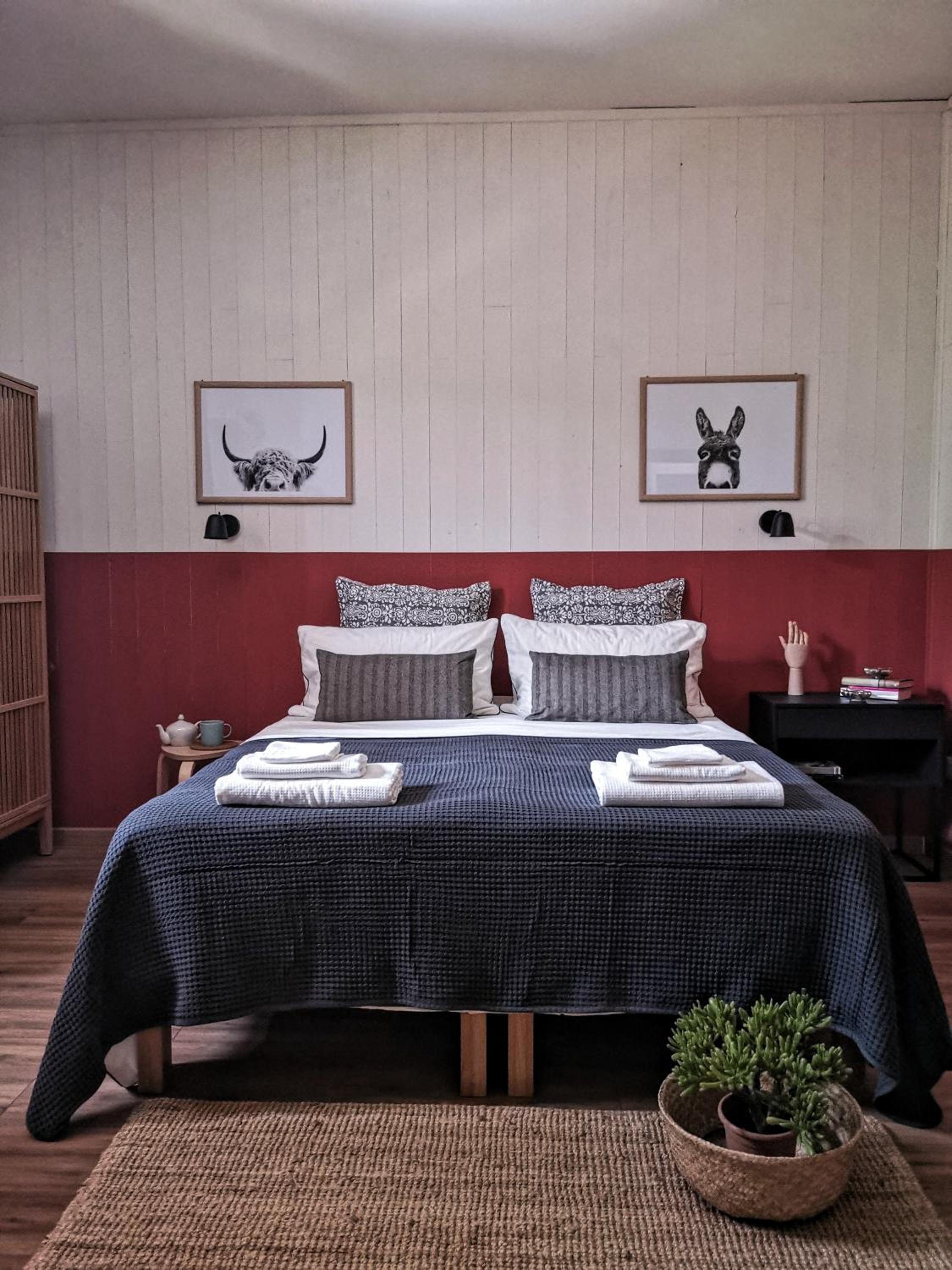 Double or Twin Room with Shared Bathroom photo 1