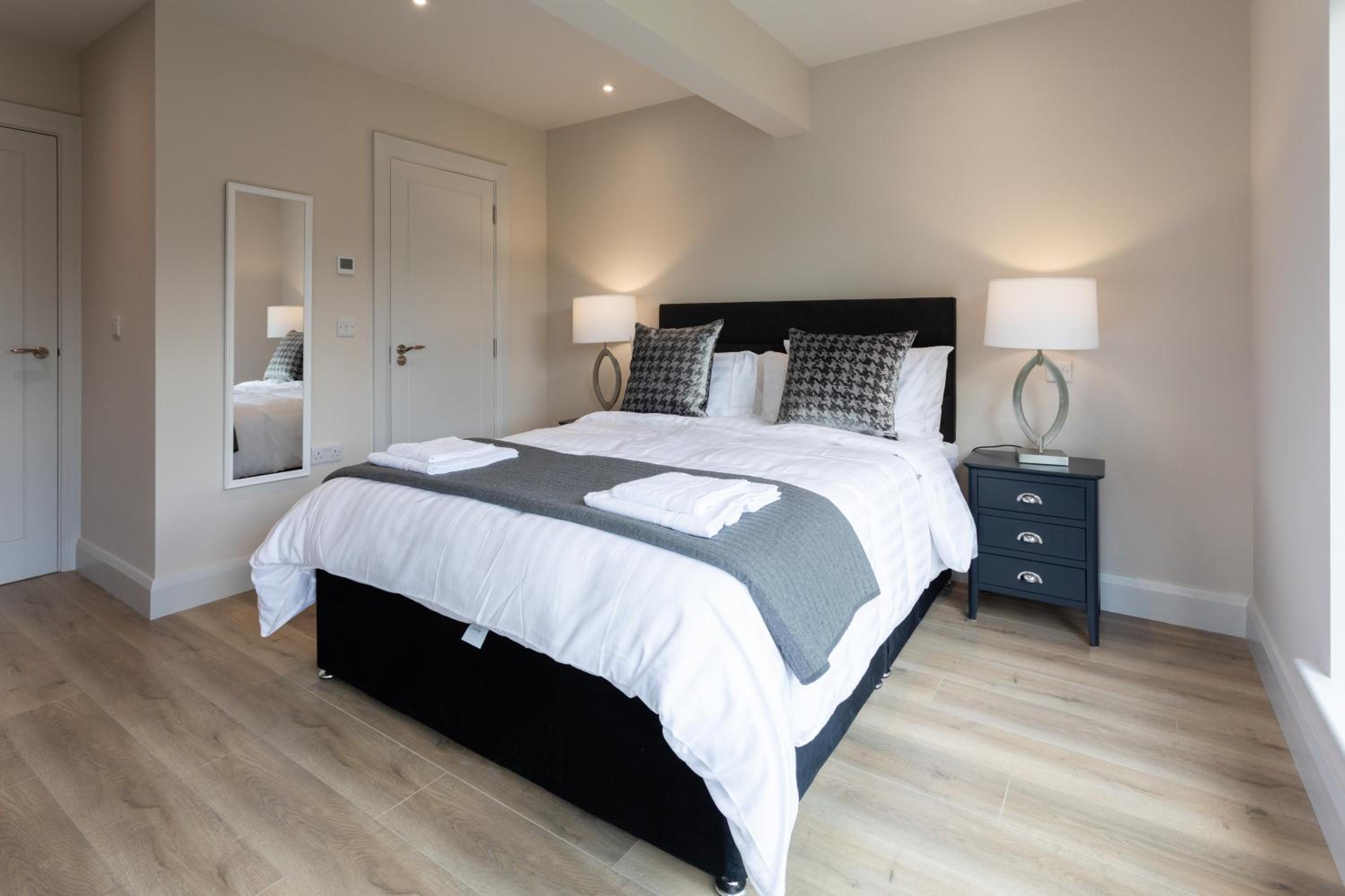 Three-Bedroom House photo 1