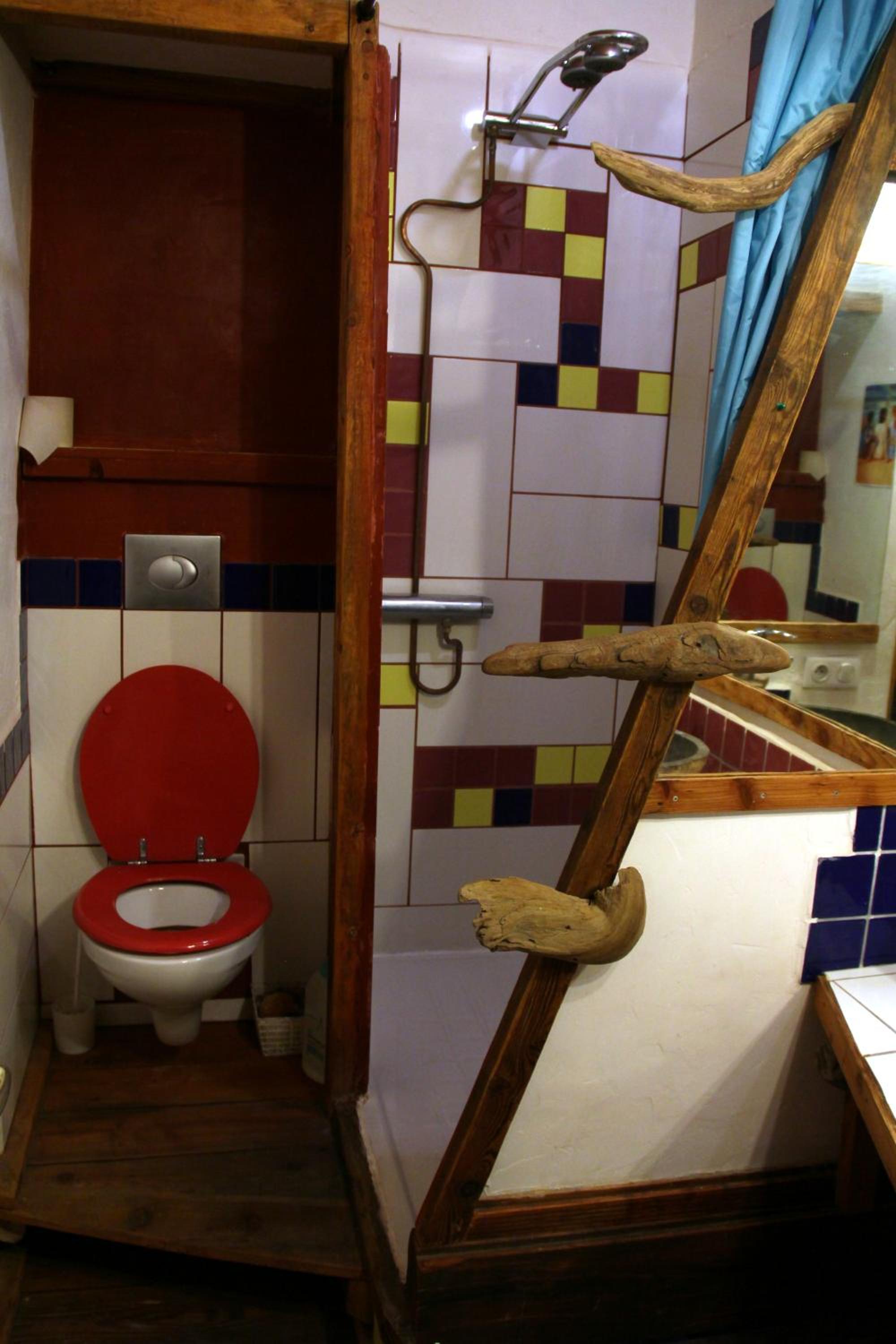 Double Room with Shared Bathroom photo 1