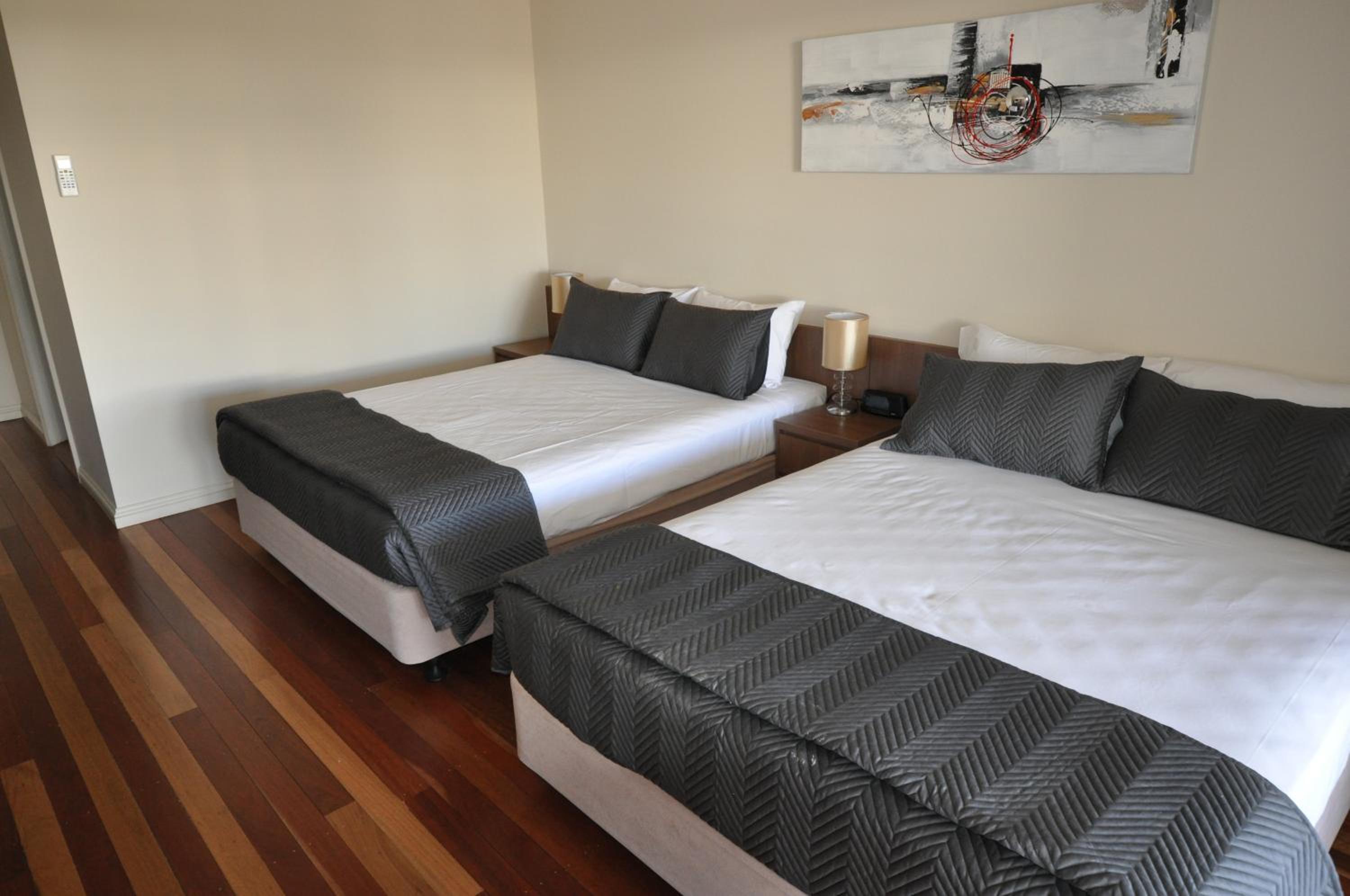 Queen & Double Room- Balcony