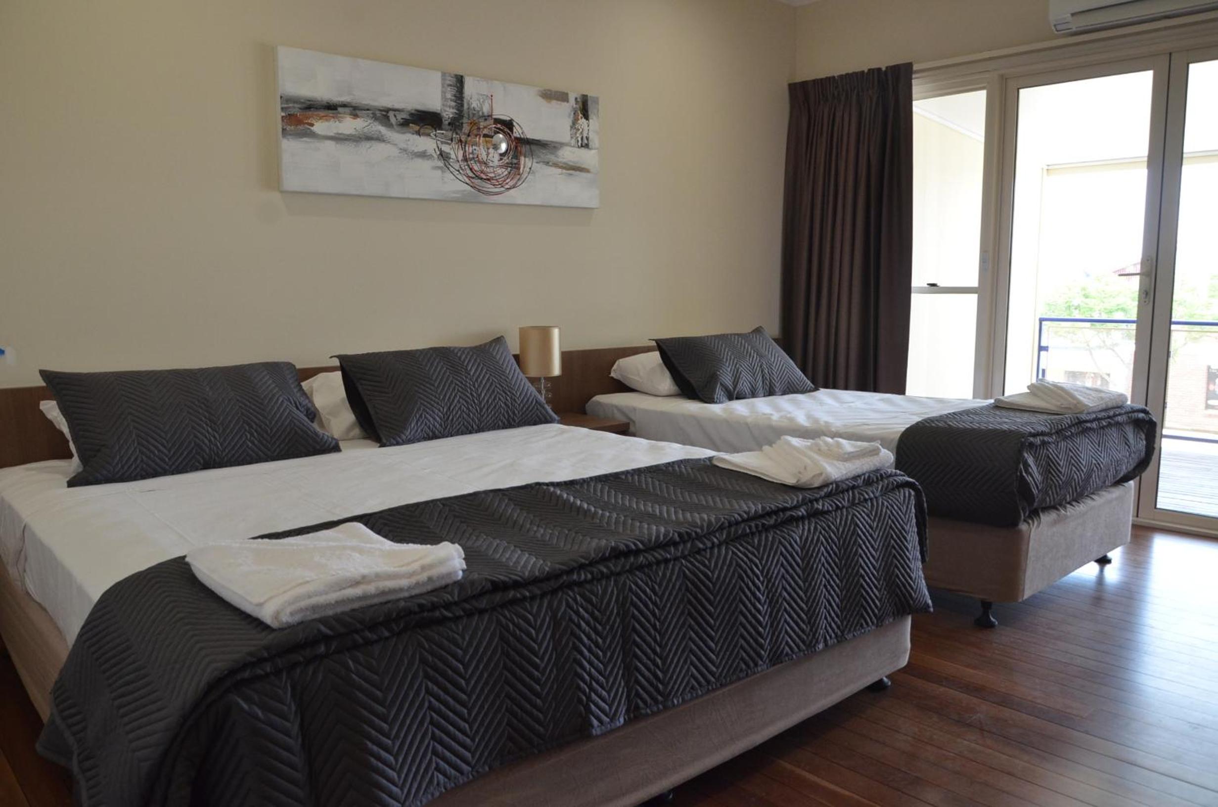 King & Single Room- Balcony