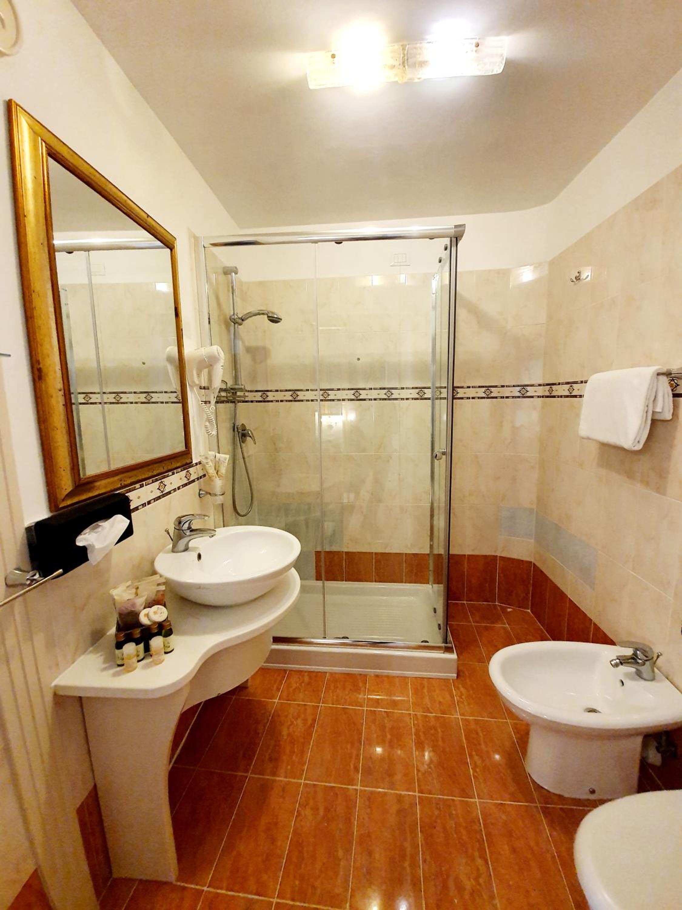 Triple Room photo 2