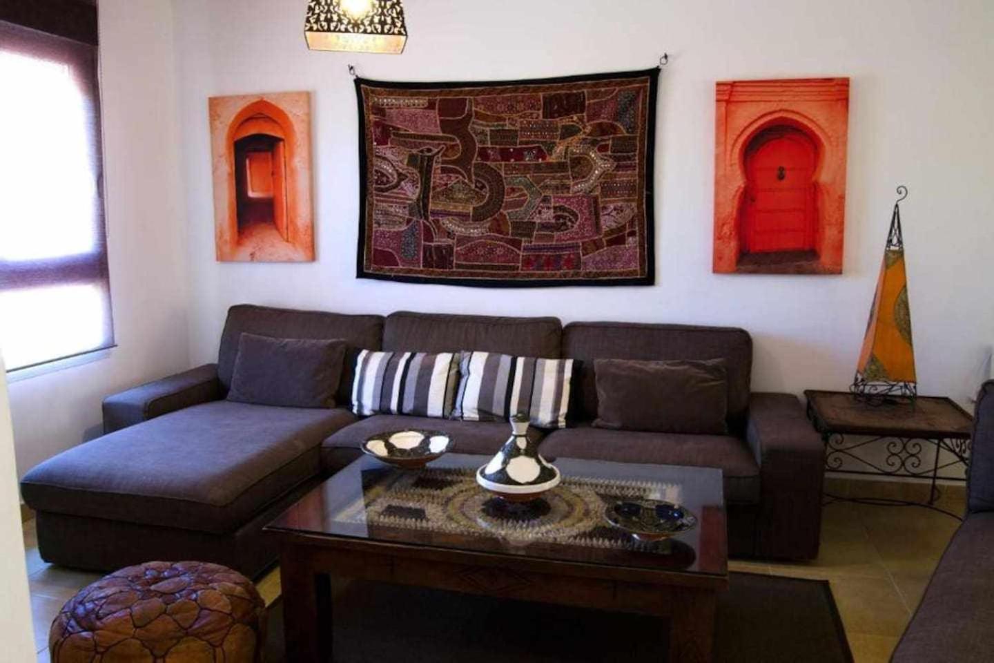 Casa de Cuatro Habitaciones - II
