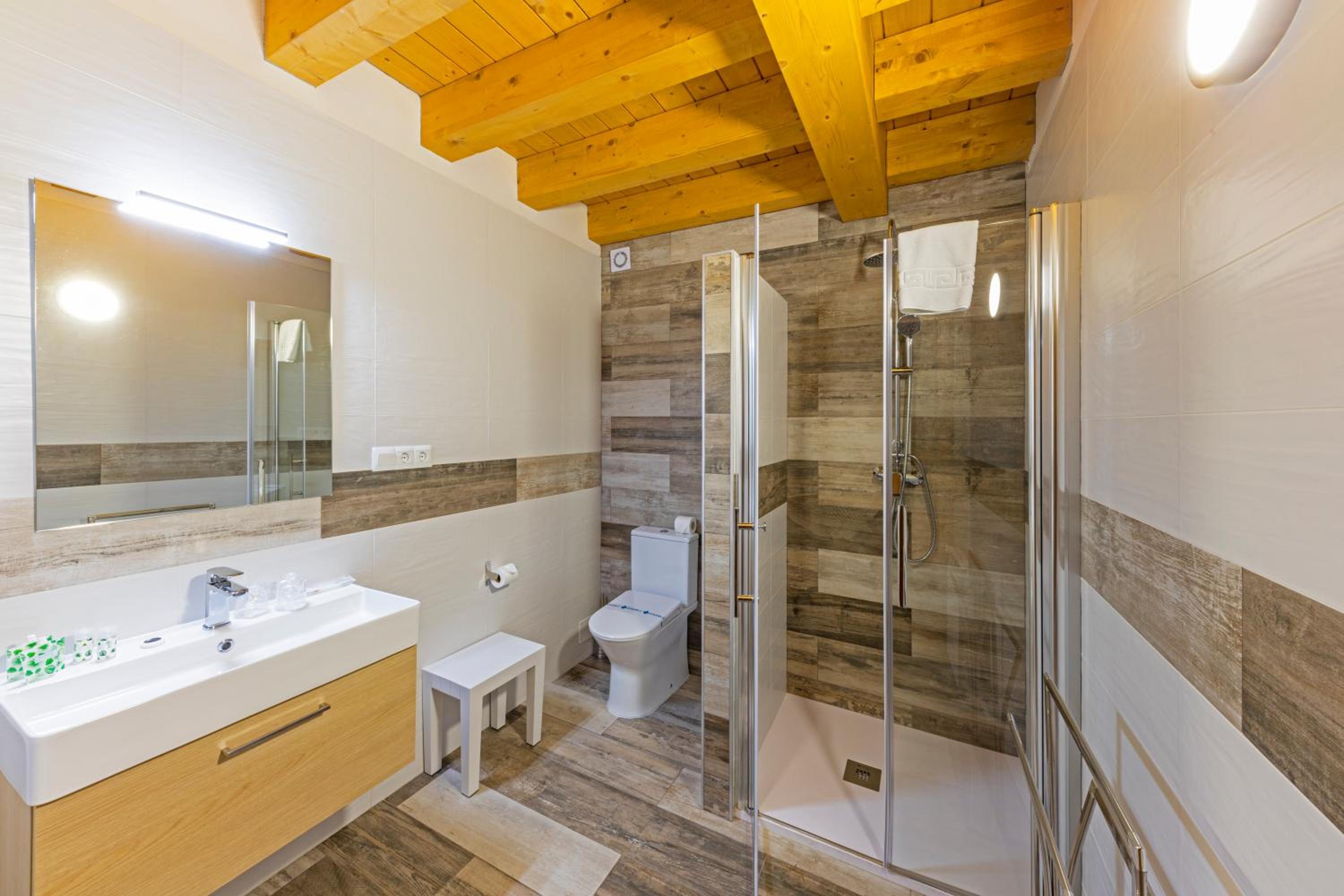 Twin Room with Balcony photo 3