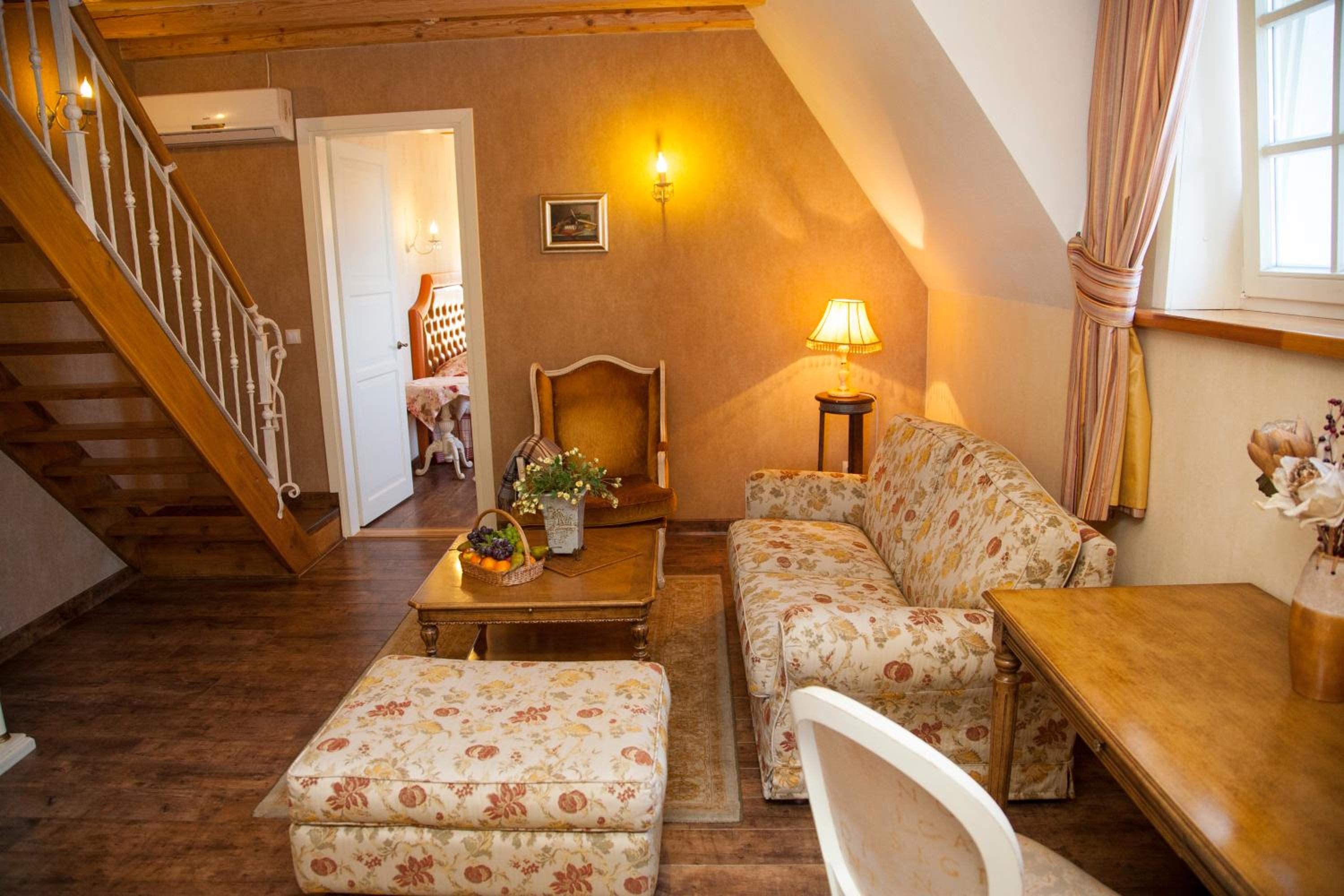 Family Junior Suite - Photo 1