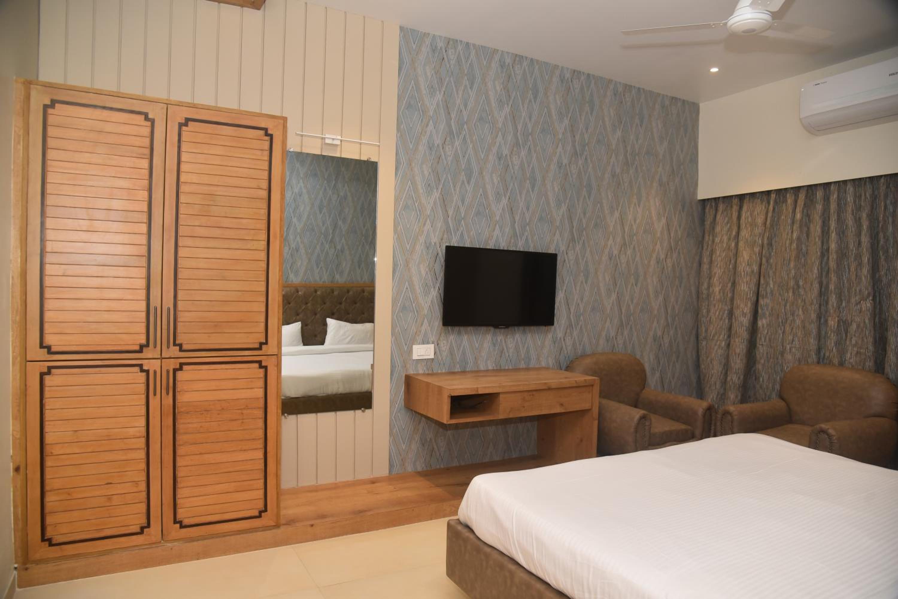 Royal Suite photo 3