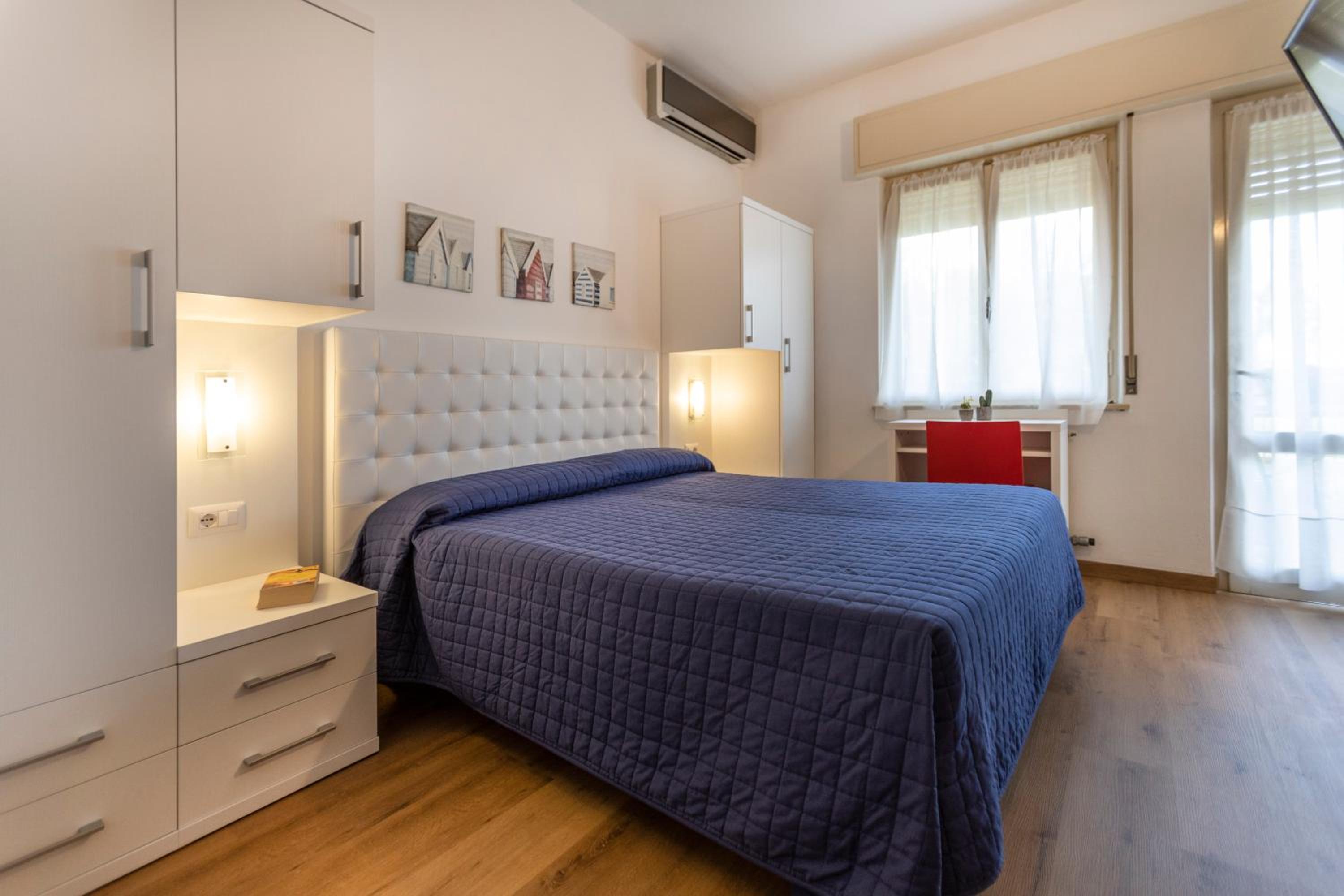 Double or Twin Room with Mountain View