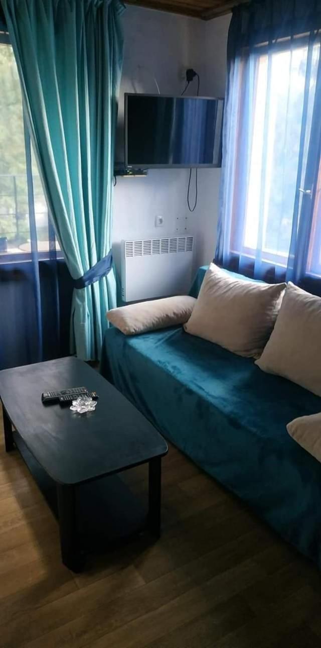 Villa - Photo 1