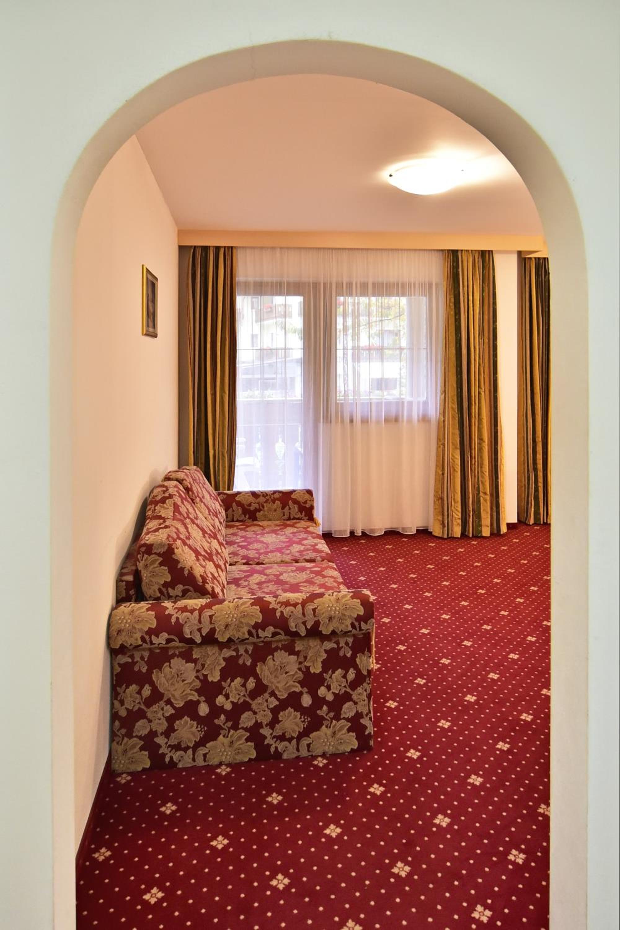 Double Room with Balcony photo 3