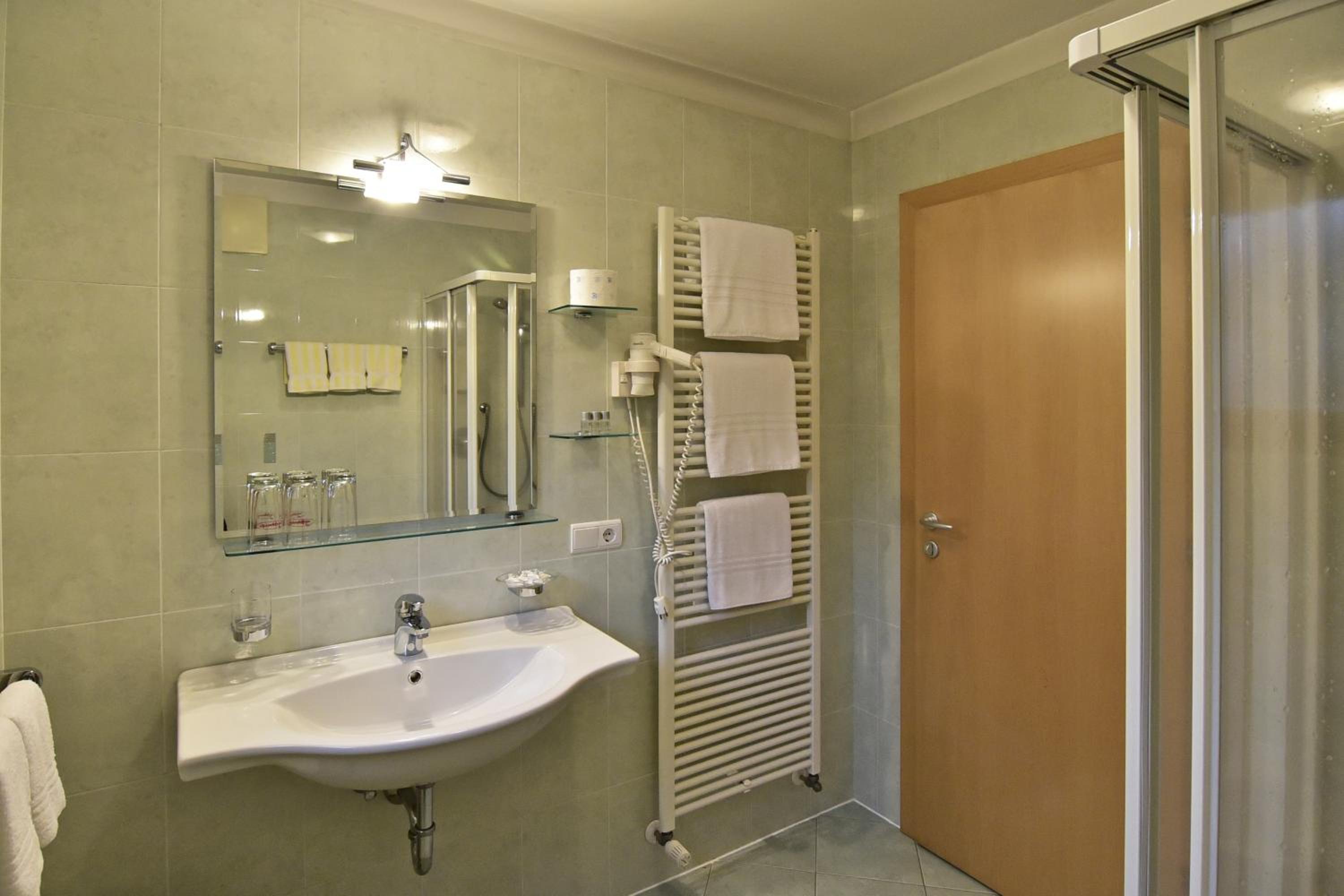 Twin Room with Balcony photo 3