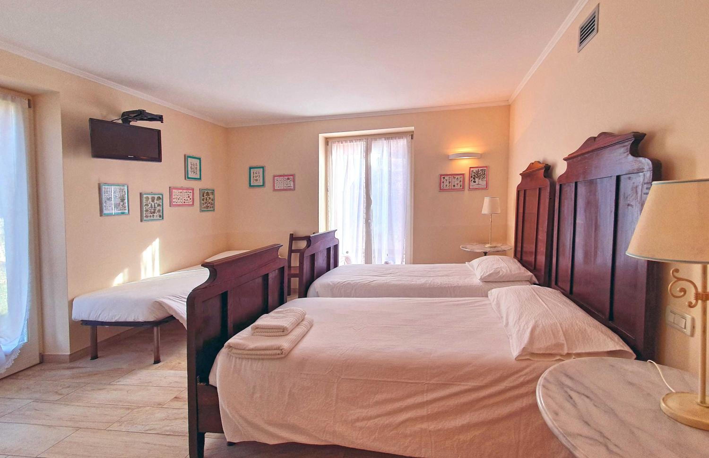 Triple Room photo 2