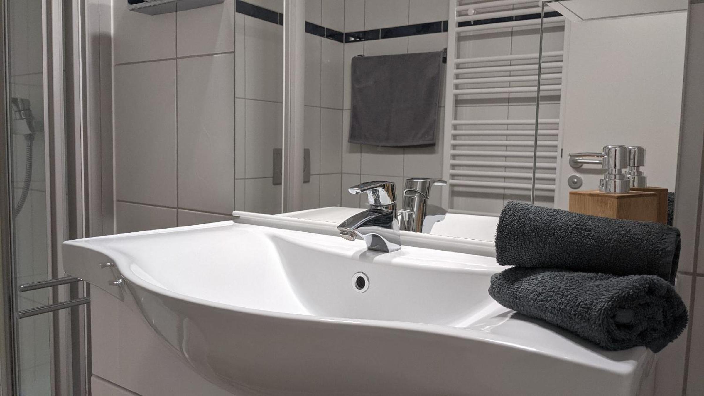 Superior One-Bedroom Apartment with Balcony photo 3