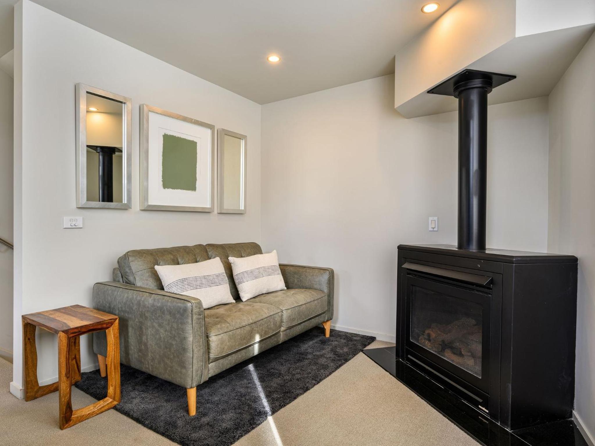 Three-Bedroom Chalet photo 2